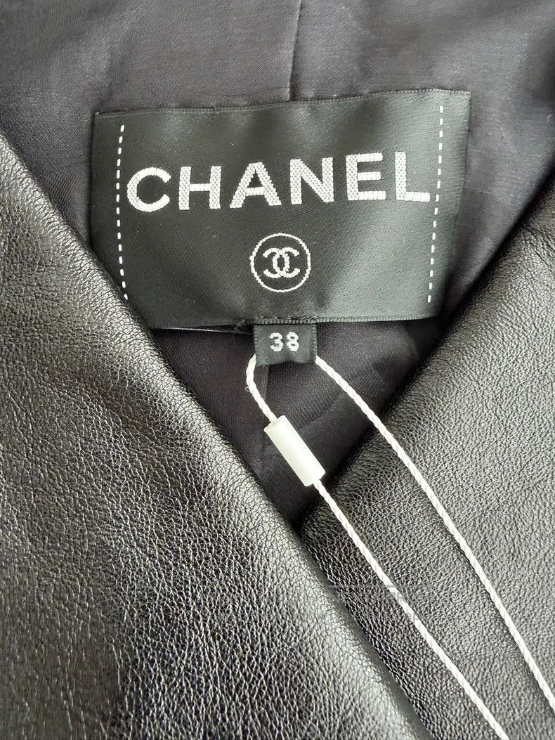 Chanel Chanel Motor vehicle metal element leather jacket Size XS / US 0-2 / IT 36-38 - 4 Thumbnail