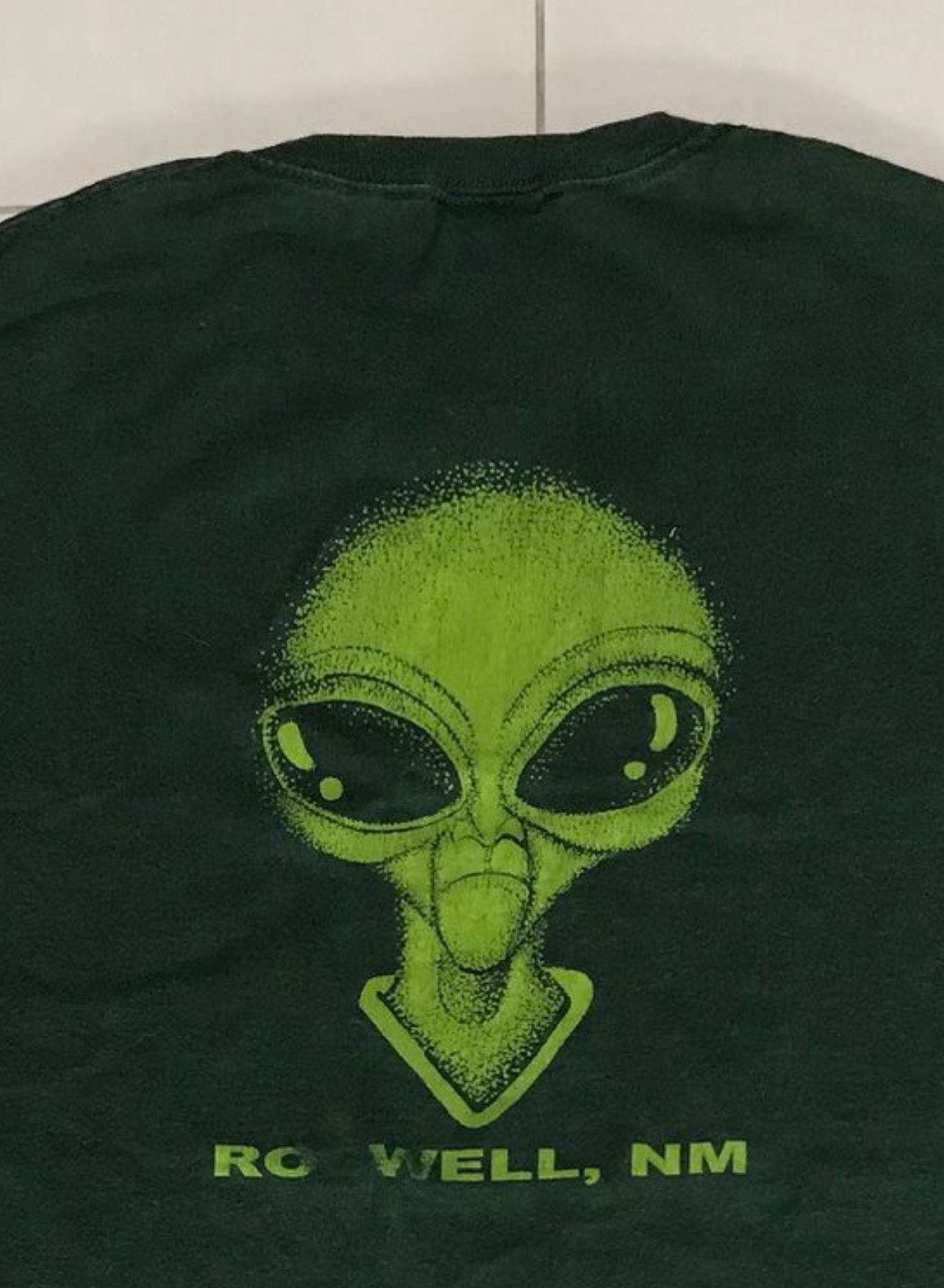 Vintage Vintage Y2k Roswell Alien UFO BigFace Tee graphic streetwear Size US S / EU 44-46 / 1 - 1 Thumbnail