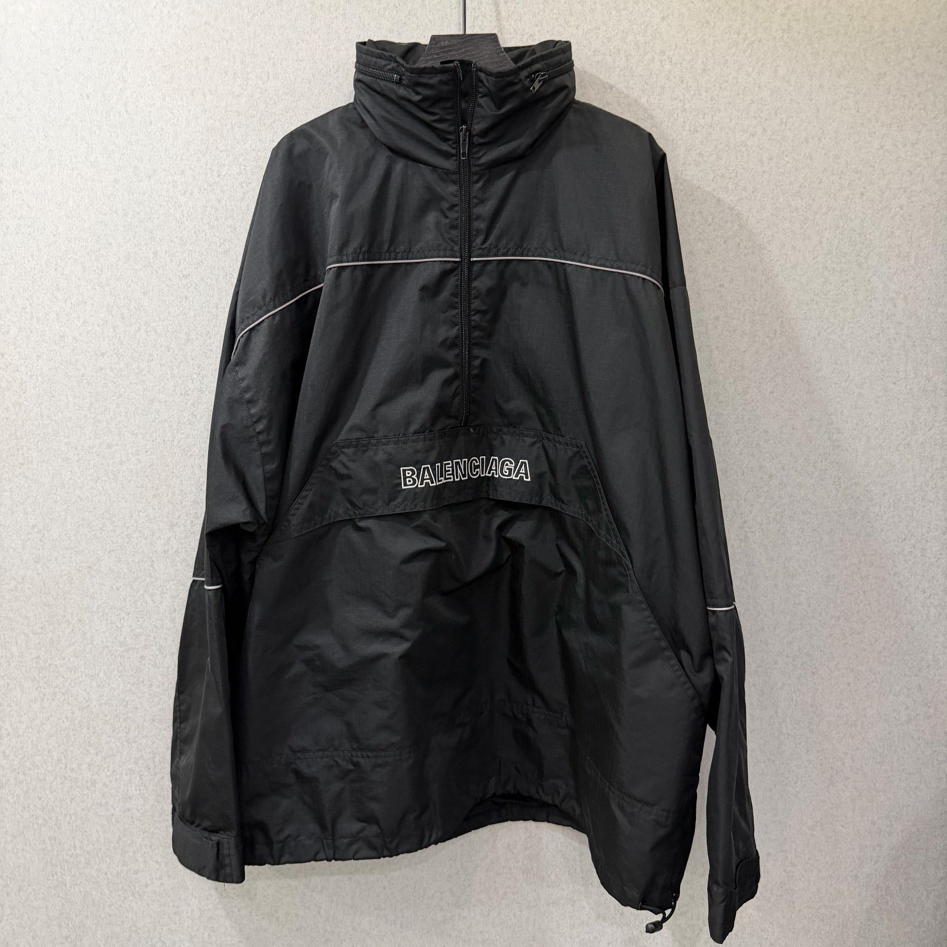 Balenciaga Balenciaga Black Light Jacket m Men Size US M / EU 48-50 / 2 - 1 Thumbnail
