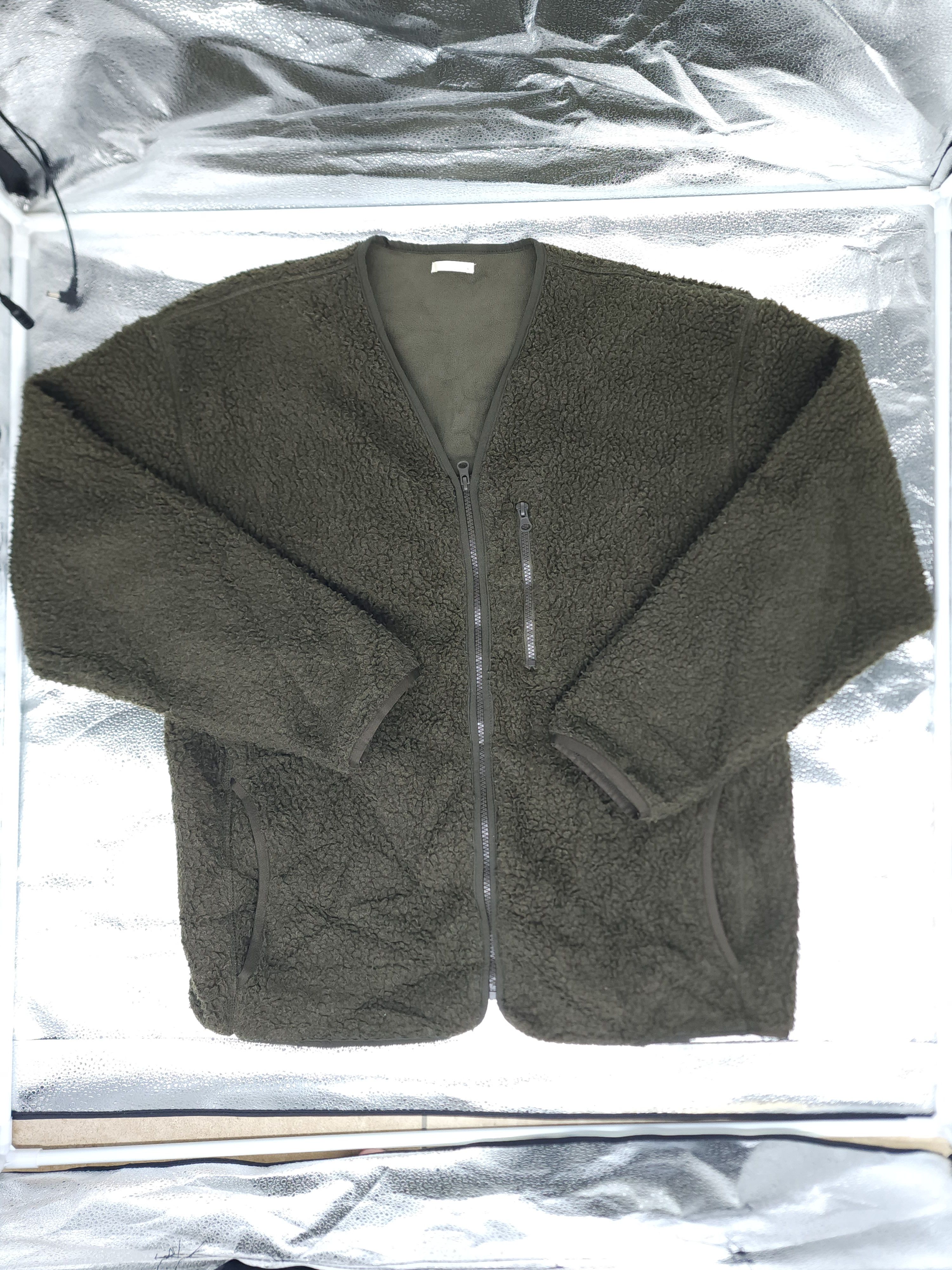 Jun Takahashi GU Uniqlo x Undercover Sherpa Jacket – Jun Takahashi (L Size US L / EU 52-54 / 3 - 6 Thumbnail