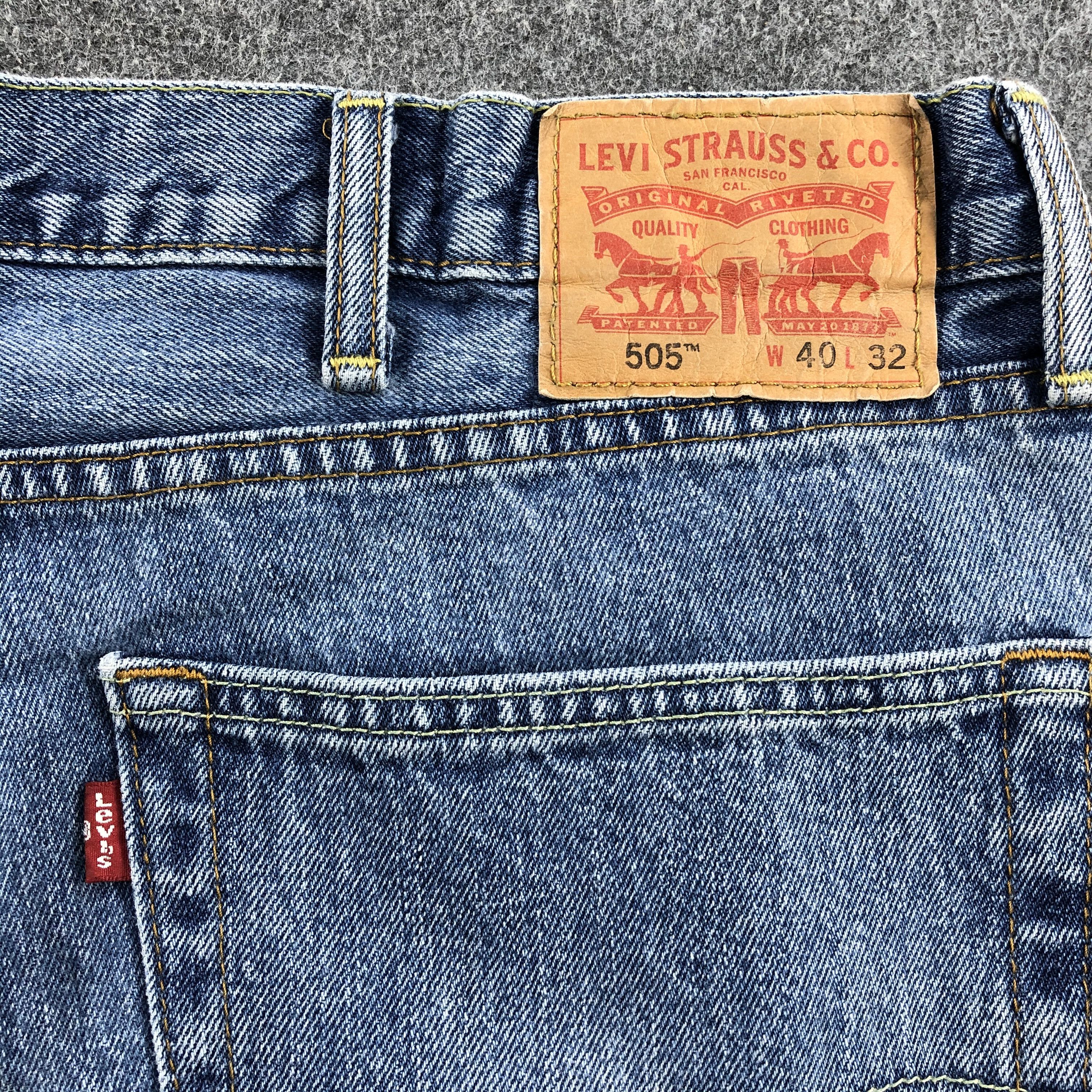 Vintage Levis 505 Jeans Blue Wash Denim-J1117