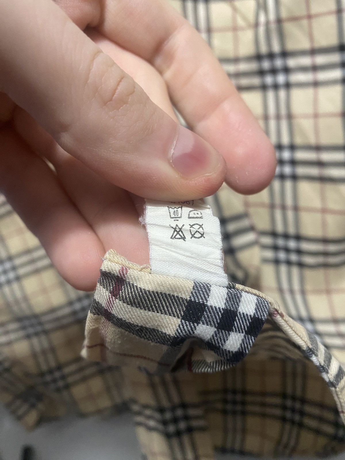 Burberry Burberry luxury fullprint nova check shirt button up Size US M / EU 48-50 / 2 - 4 Thumbnail