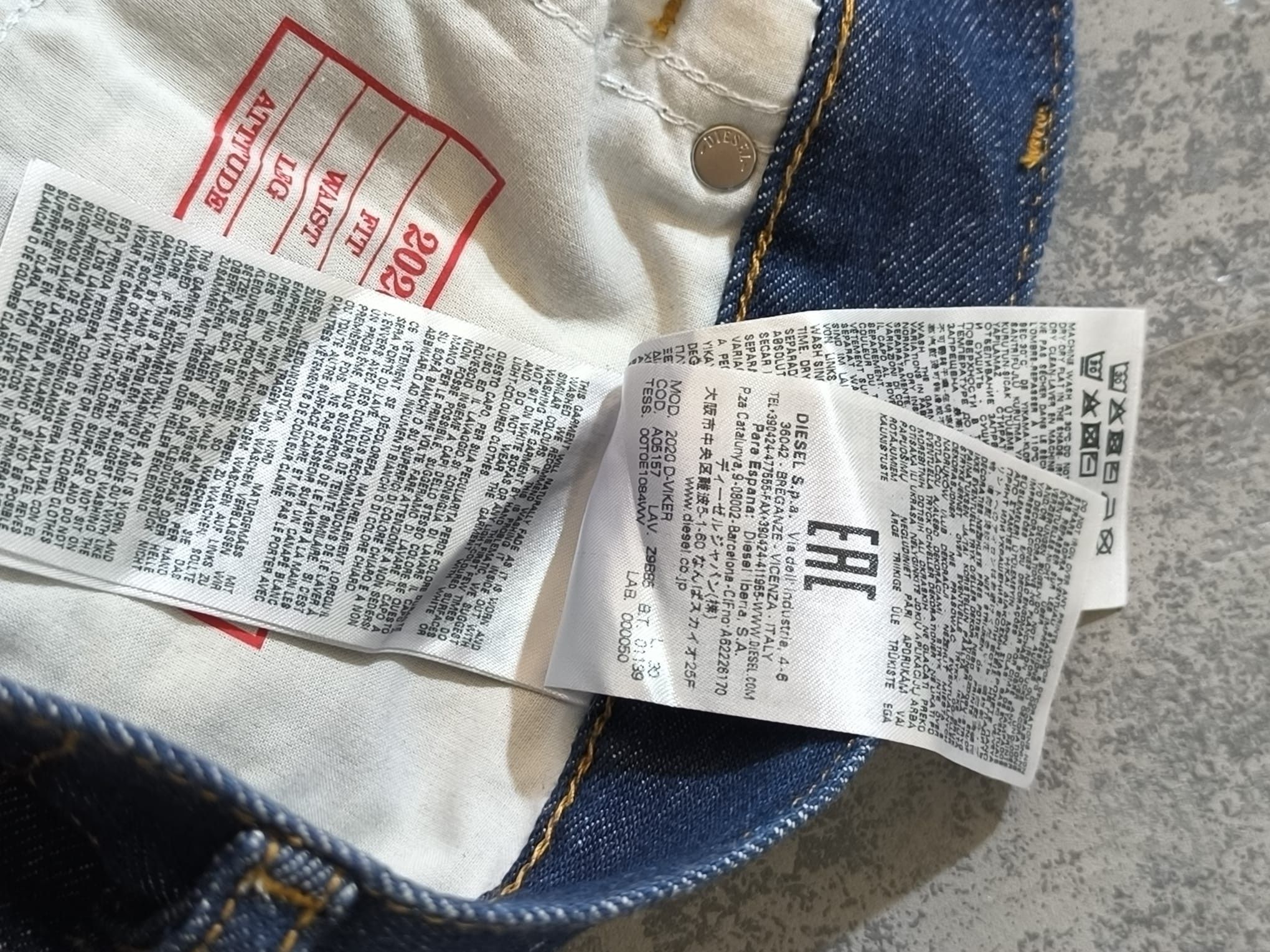 Diesel Diesel Straight Jeans 2020 D-Viker Glenn Martens Size US 32 / EU 48 - 11 Thumbnail