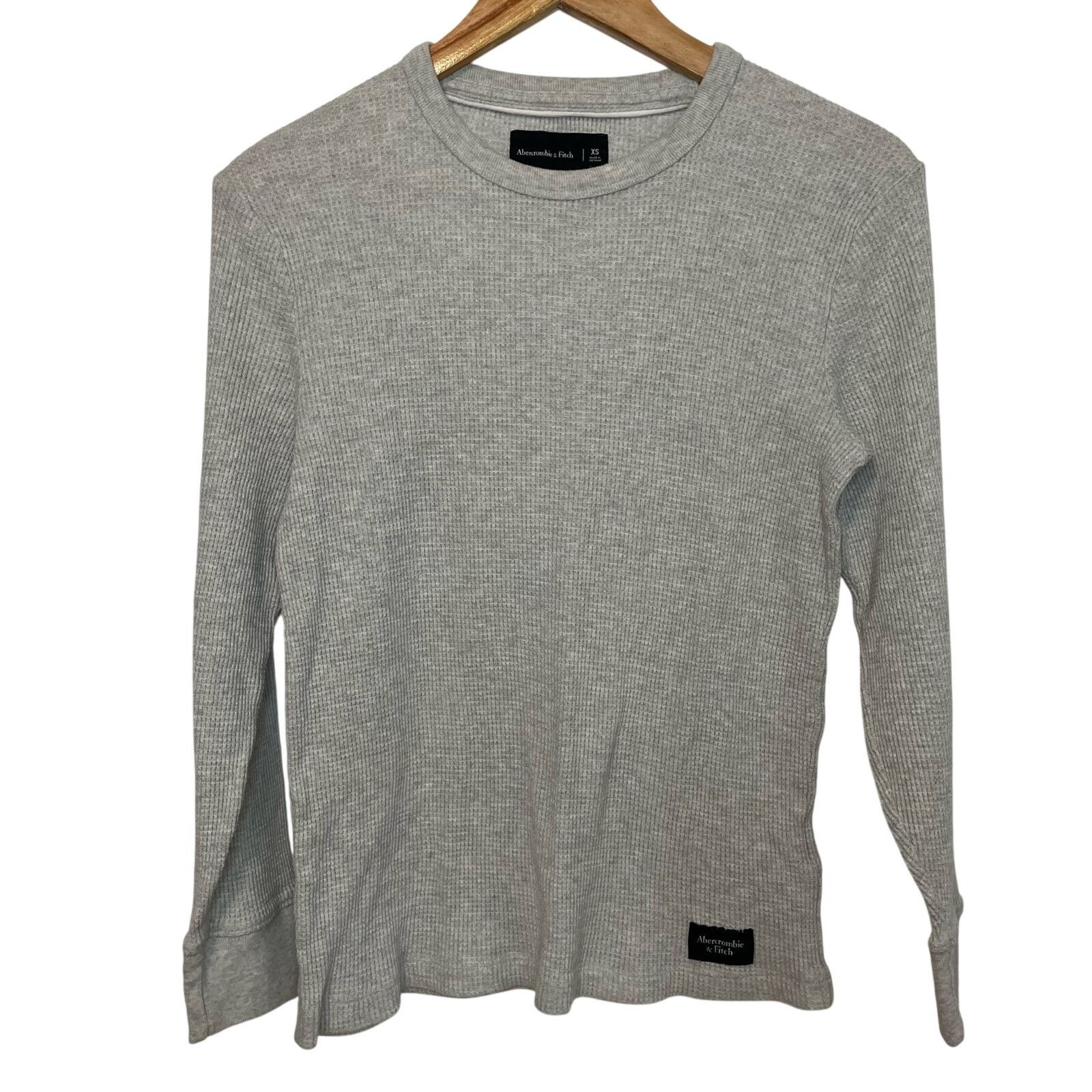 Abercrombie & Fitch Abercrombie & Fitch Grey Sweater XS Waffle Knit Long Sleeve Size XS / US 0-2 / IT 36-38 - 1 Thumbnail