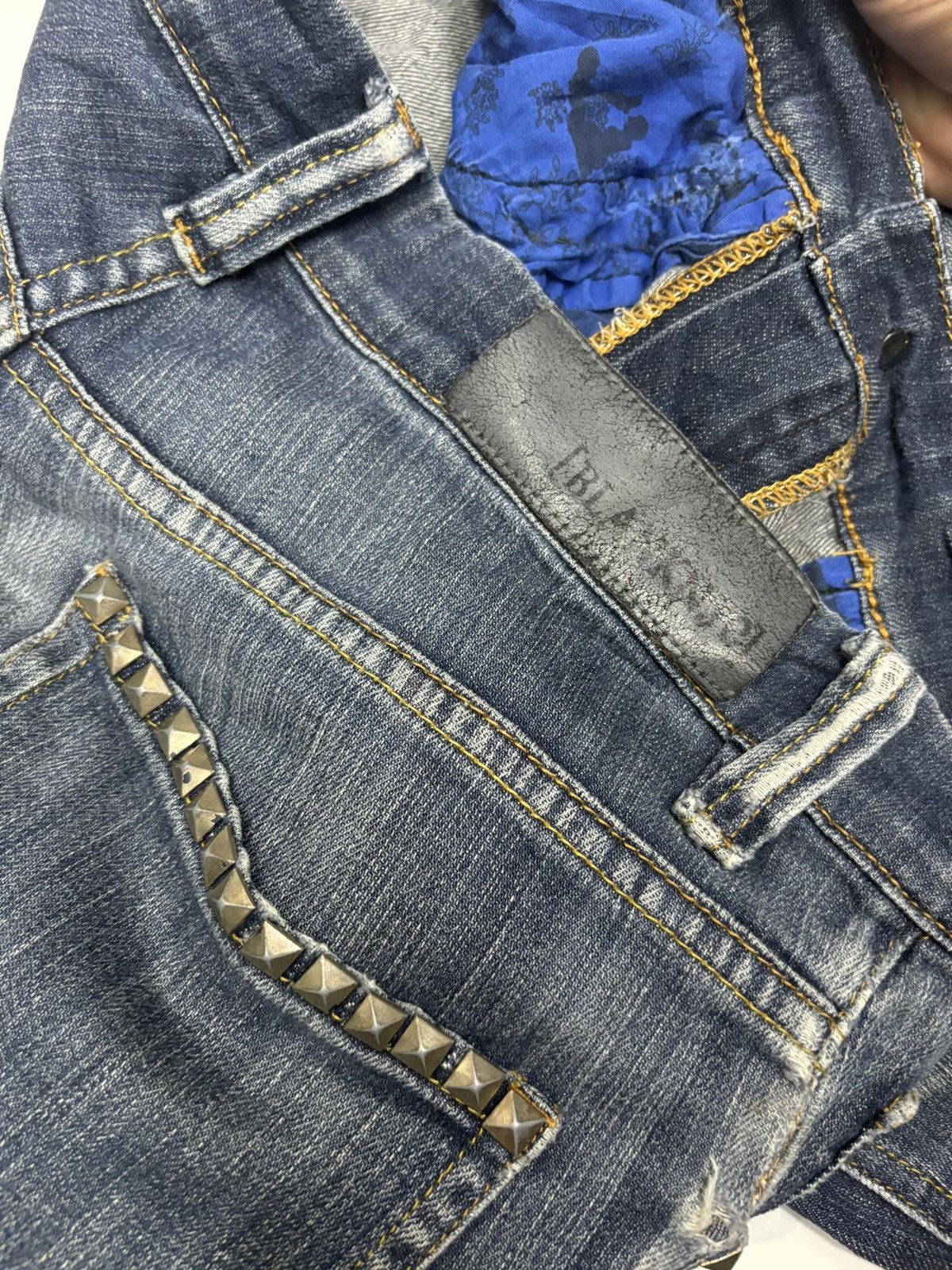 BLANKNYC 🔥BLANKNYC STUDDED METAL PUNK DISTRESSED DENIM SKINNY JEANS Size 28" / US 6 / IT 42 - 9 Thumbnail