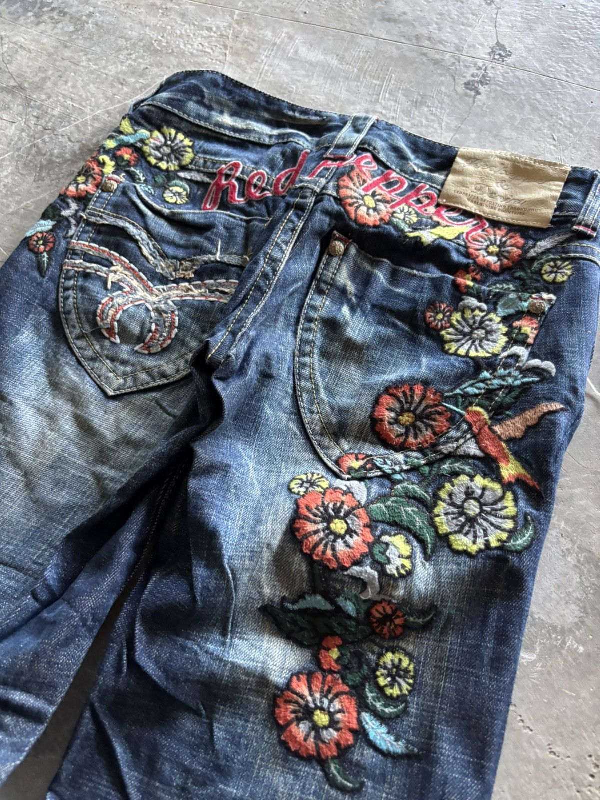Hysteric Glamour RED PEPPER flare japanese denim floral patches low rise Size US 27 - 17 Thumbnail