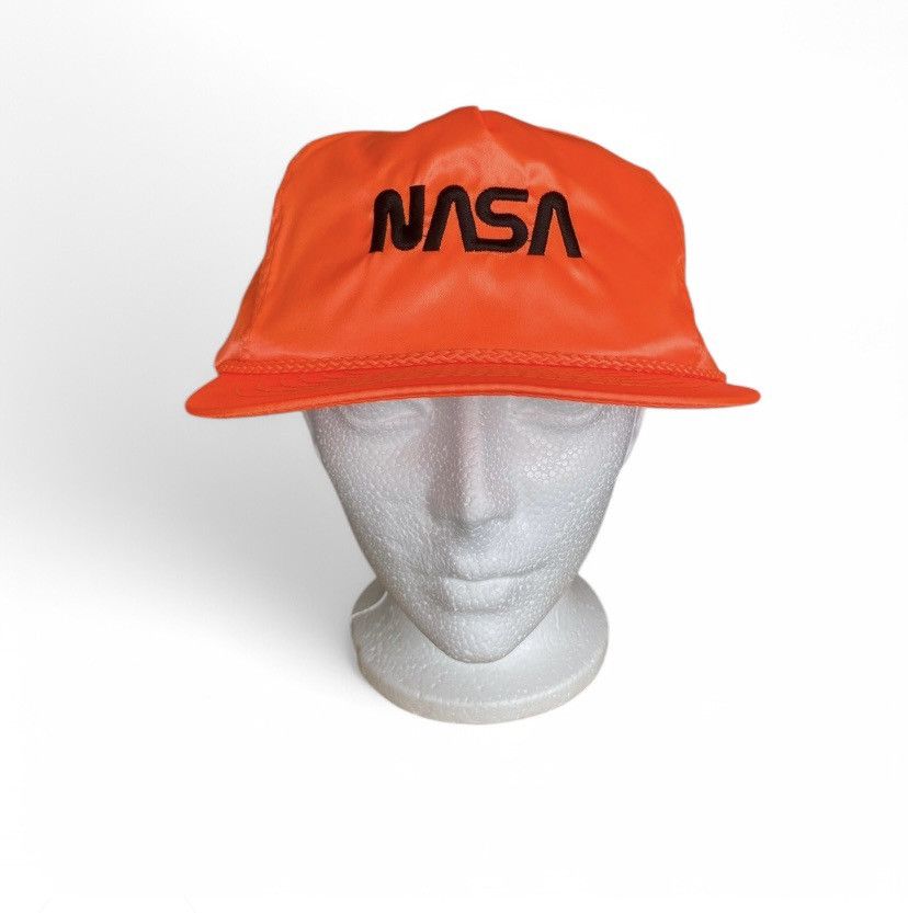 NASA Vintage 1980’s Deadstock NASA Satin Nylon Snapback Size ONE SIZE - 1 Thumbnail