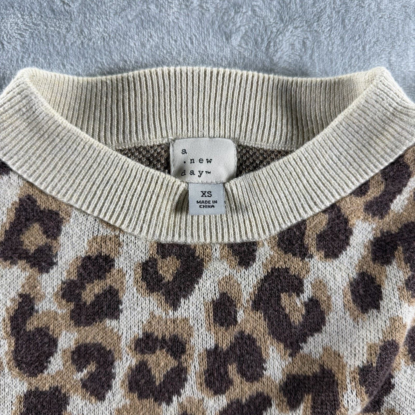 Other A New Day Cotton Blend Leopard Crewneck Sweater Relaxed Tan Size XS / US 0-2 / IT 36-38 - 4 Thumbnail