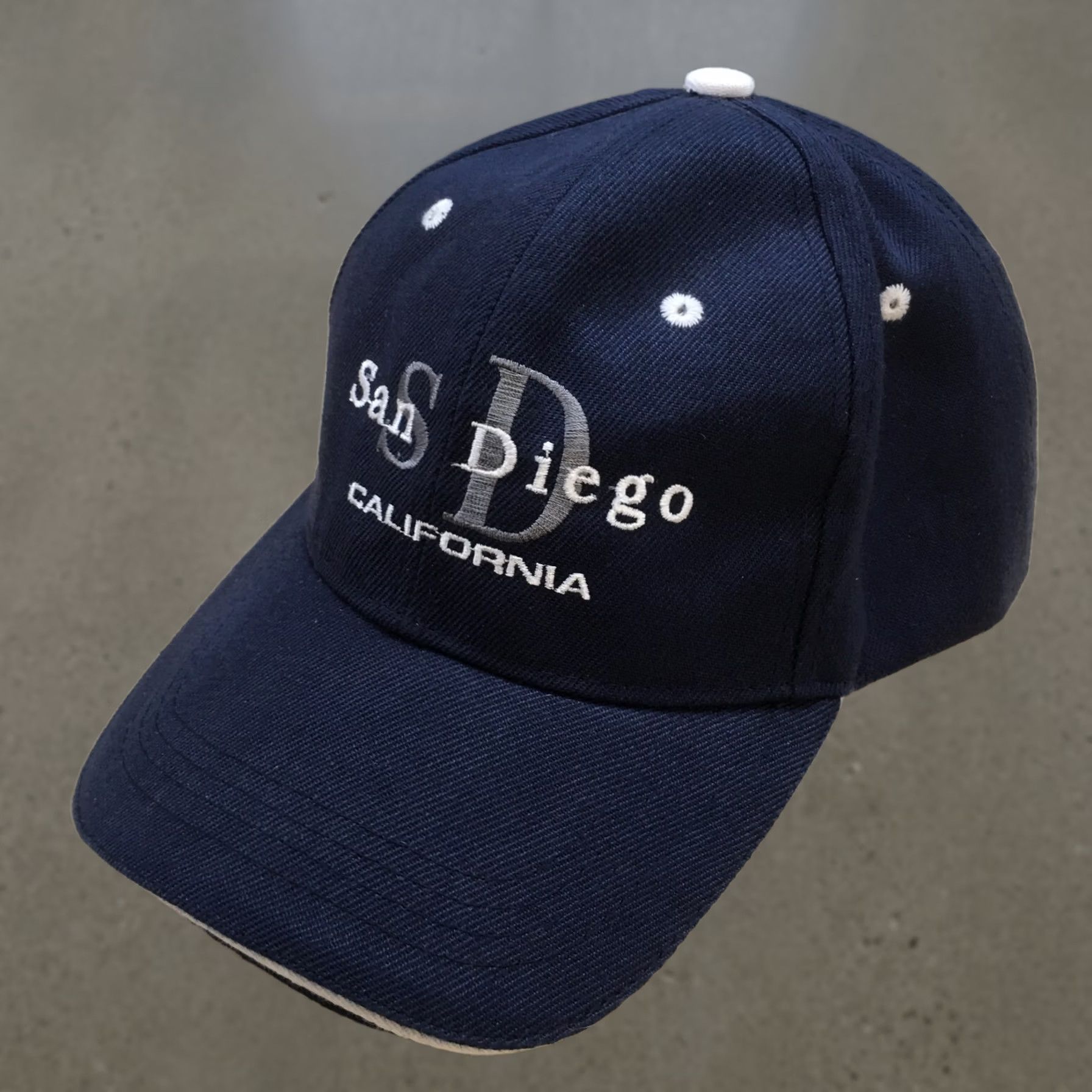 Vintage San Diego Baseball Hat - Mens Blue OS Curved Brim Embroidered Logo Size ONE SIZE - 1 Thumbnail