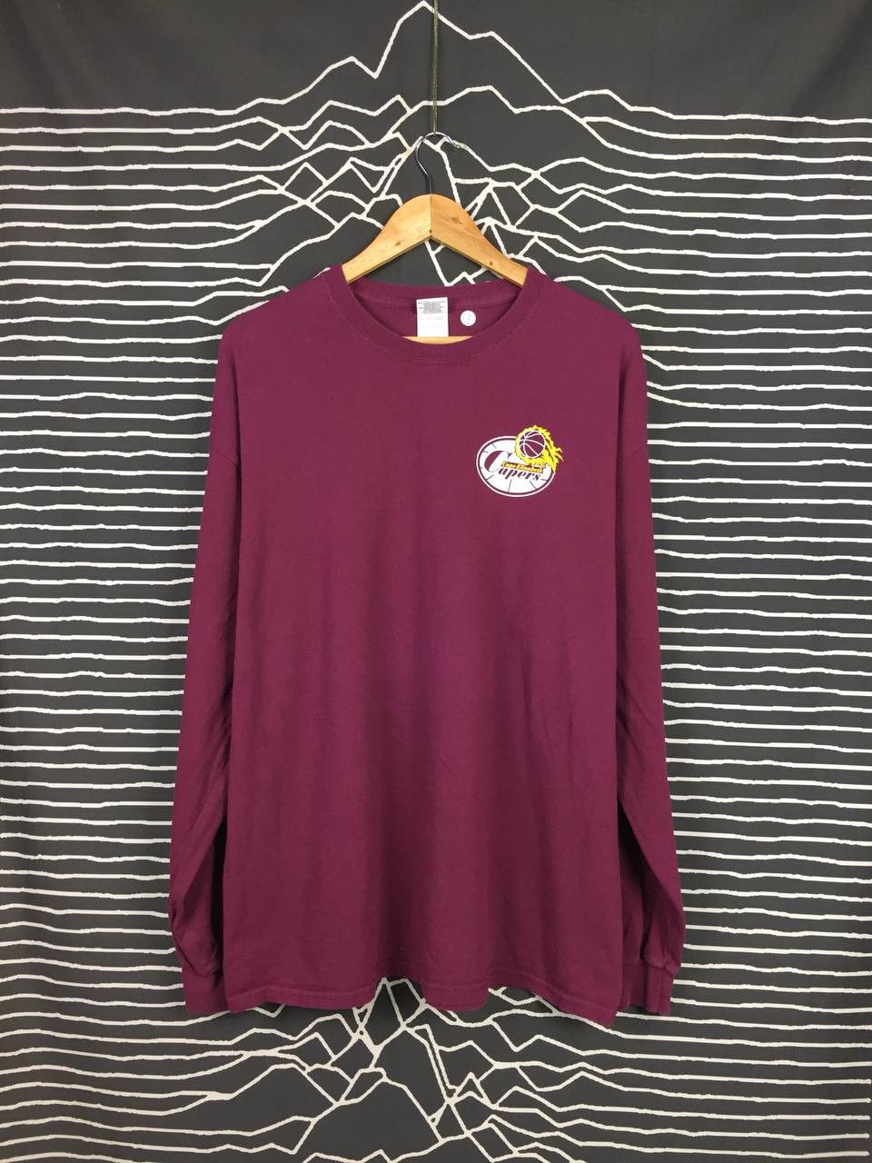 Vintage Cape Elizabeth Capers Basketball Team Longsleeve Tee Size US XL / EU 56 / 4 - 1 Thumbnail