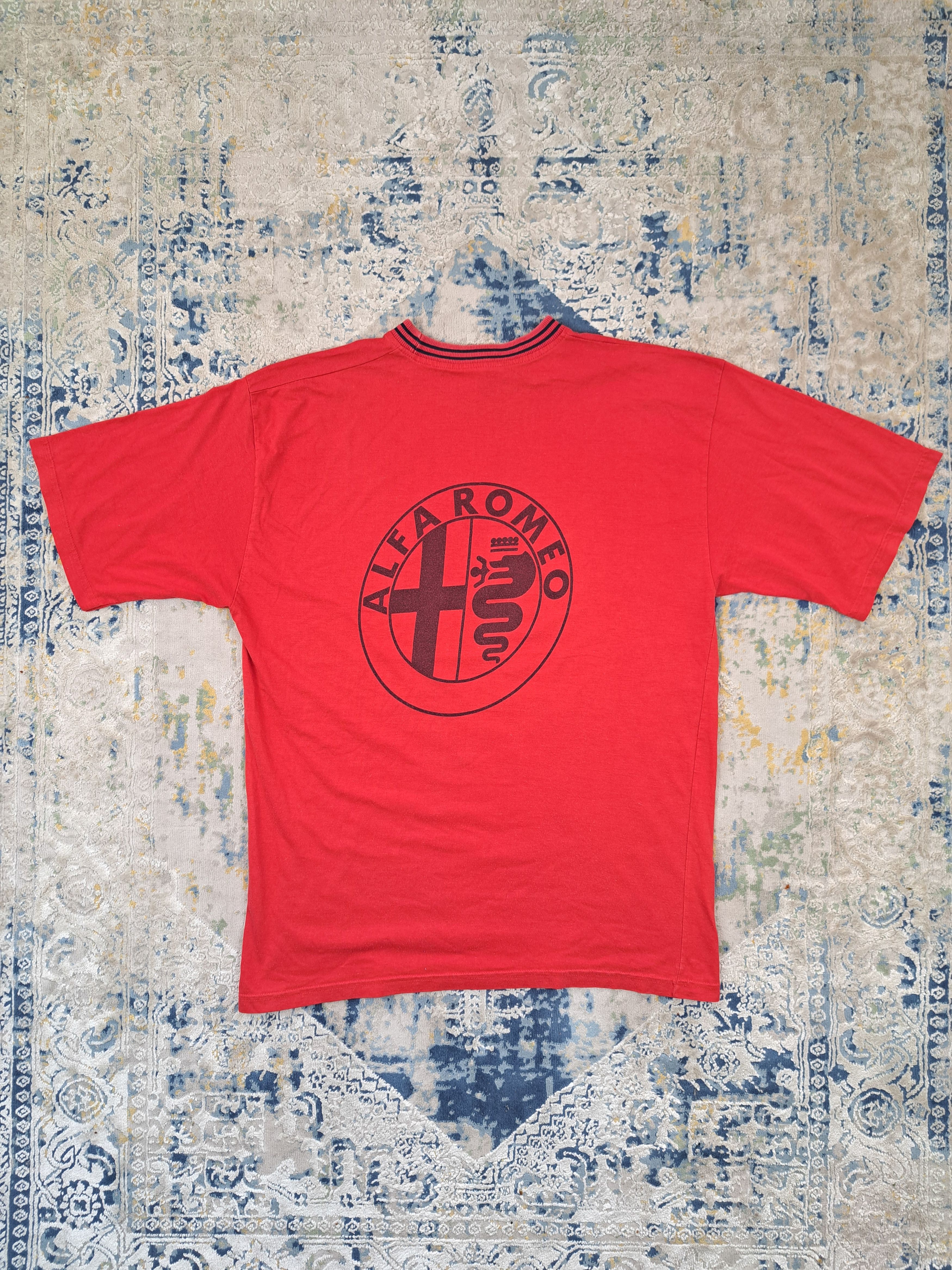 Vintage Vintage 80s 90s Alfa Romeo Big Logo Tee Racing Old Money Size US L / EU 52-54 / 3 - 1 Thumbnail