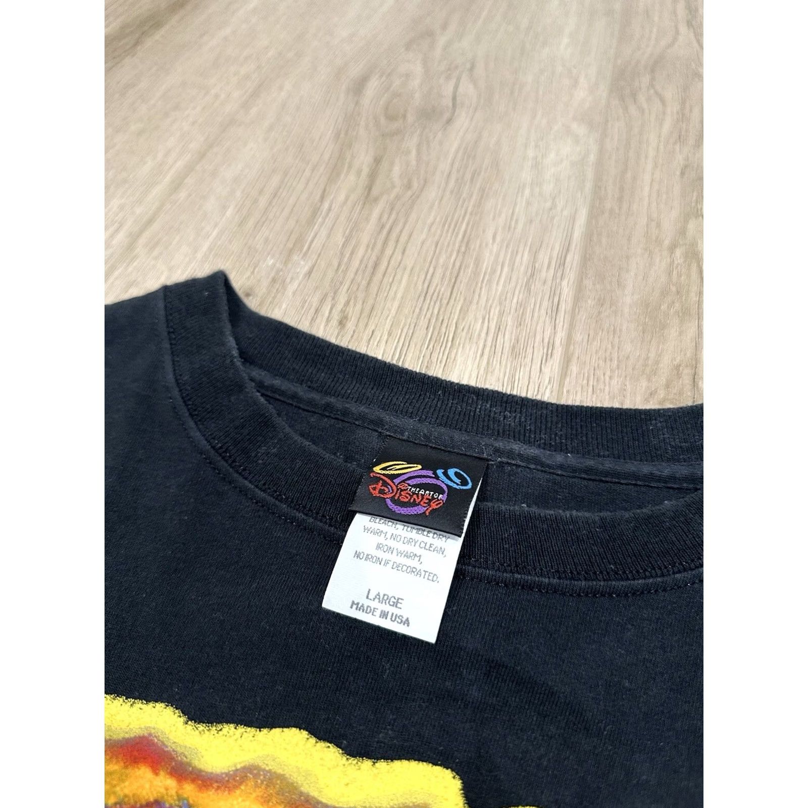 Disney VINTAGE 1997 Disney Mickey Mouse Art Portrait T-Shirt Large Men Black L Short Sleeve Shirt Womens/Mens? Size US L / EU 52-54 / 3 - 6 Thumbnail