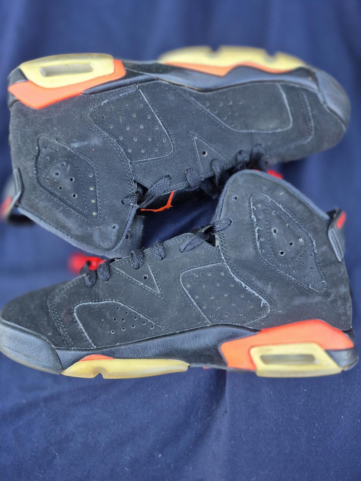 Jordan Brand Air Jordan 6 “Infrared” 6.5Y Used Size US 6.5 / EU 39-40 - 1 Thumbnail