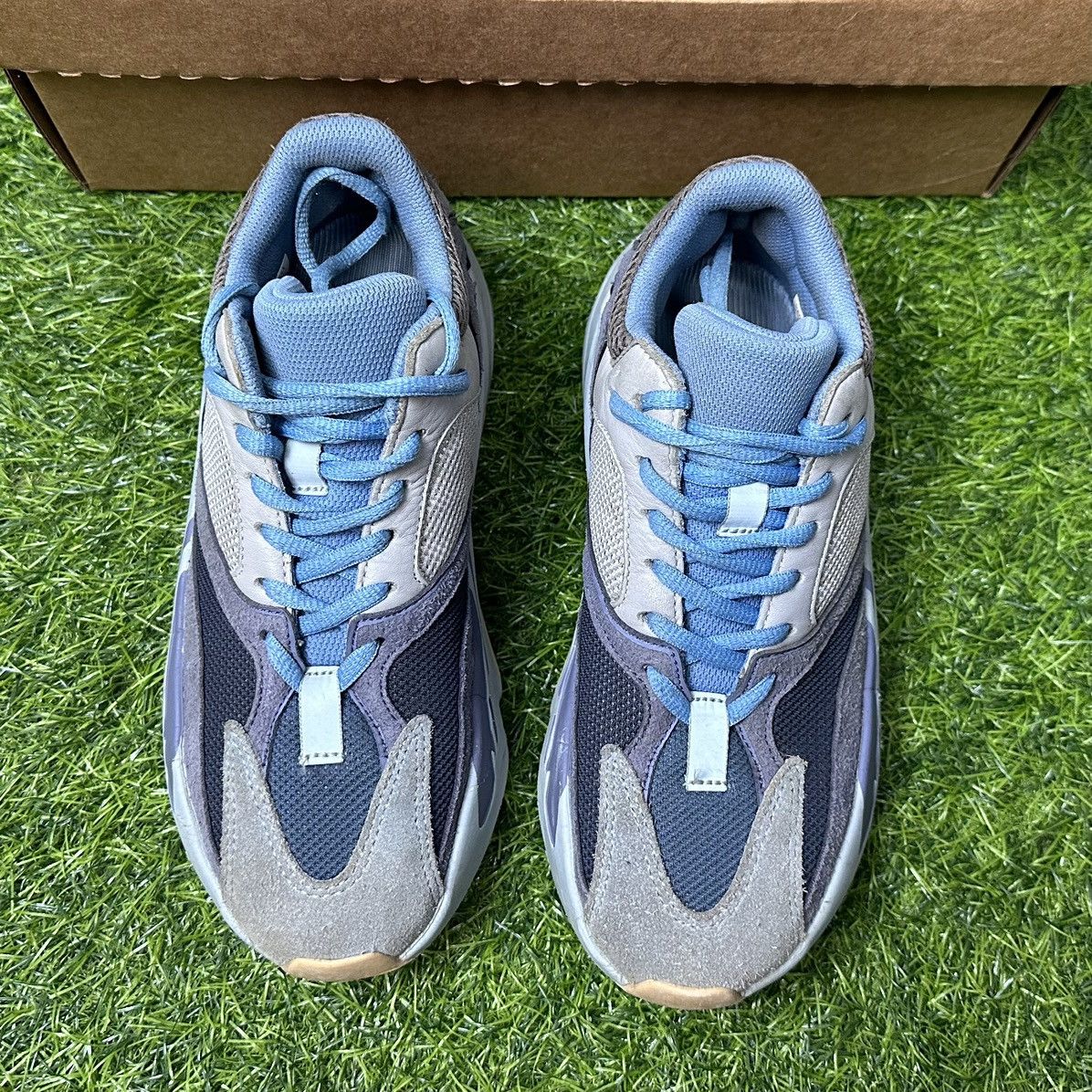 Adidas Adidas Yeezy Boost 700 Carbon Blue Size US 7 / EU 40 - 3 Thumbnail