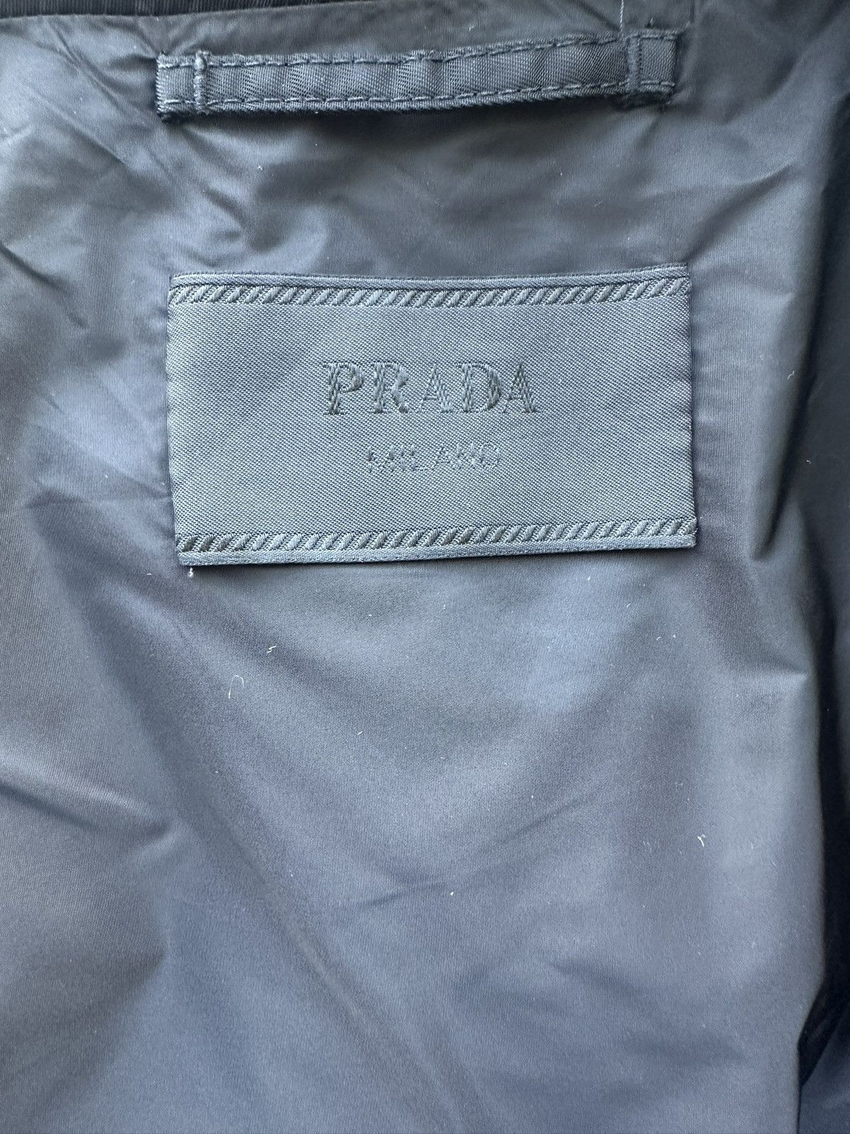 Prada Re-Nylon Black Coat w/ Enamel Logo Size US L / EU 52-54 / 3 - 7 Thumbnail
