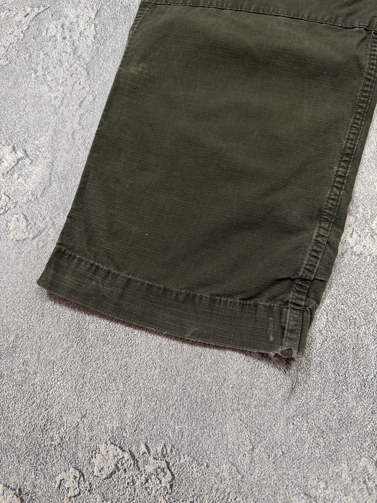Carhartt Y2K Crazy Carhartt Distress Cargo Pants Size US 32 / EU 48 - 9 Thumbnail