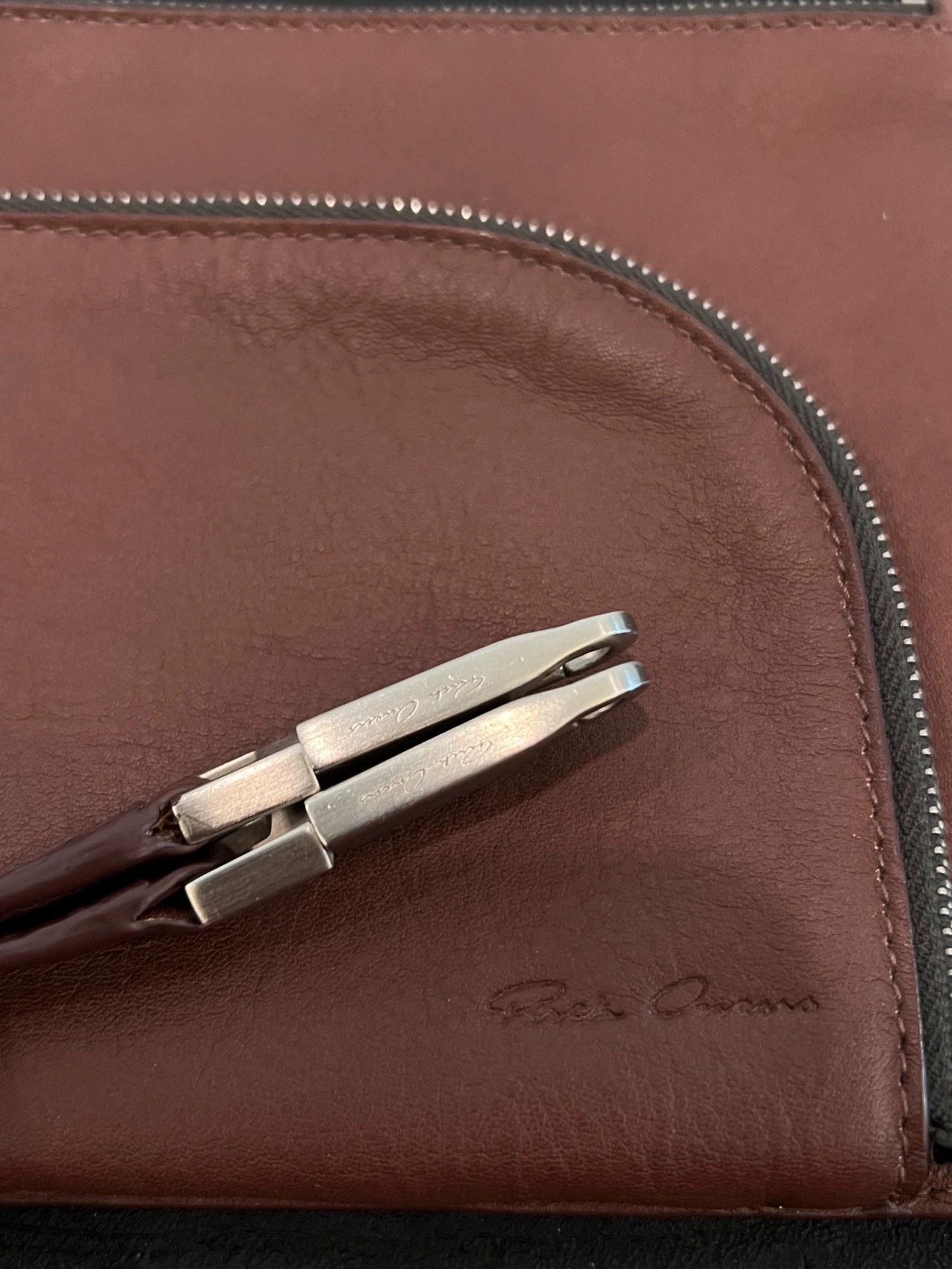 Rick Owens Rick Owens Bloody Calfskin Crossbody/Shoulder Bag Like New Size ONE SIZE - 8 Thumbnail