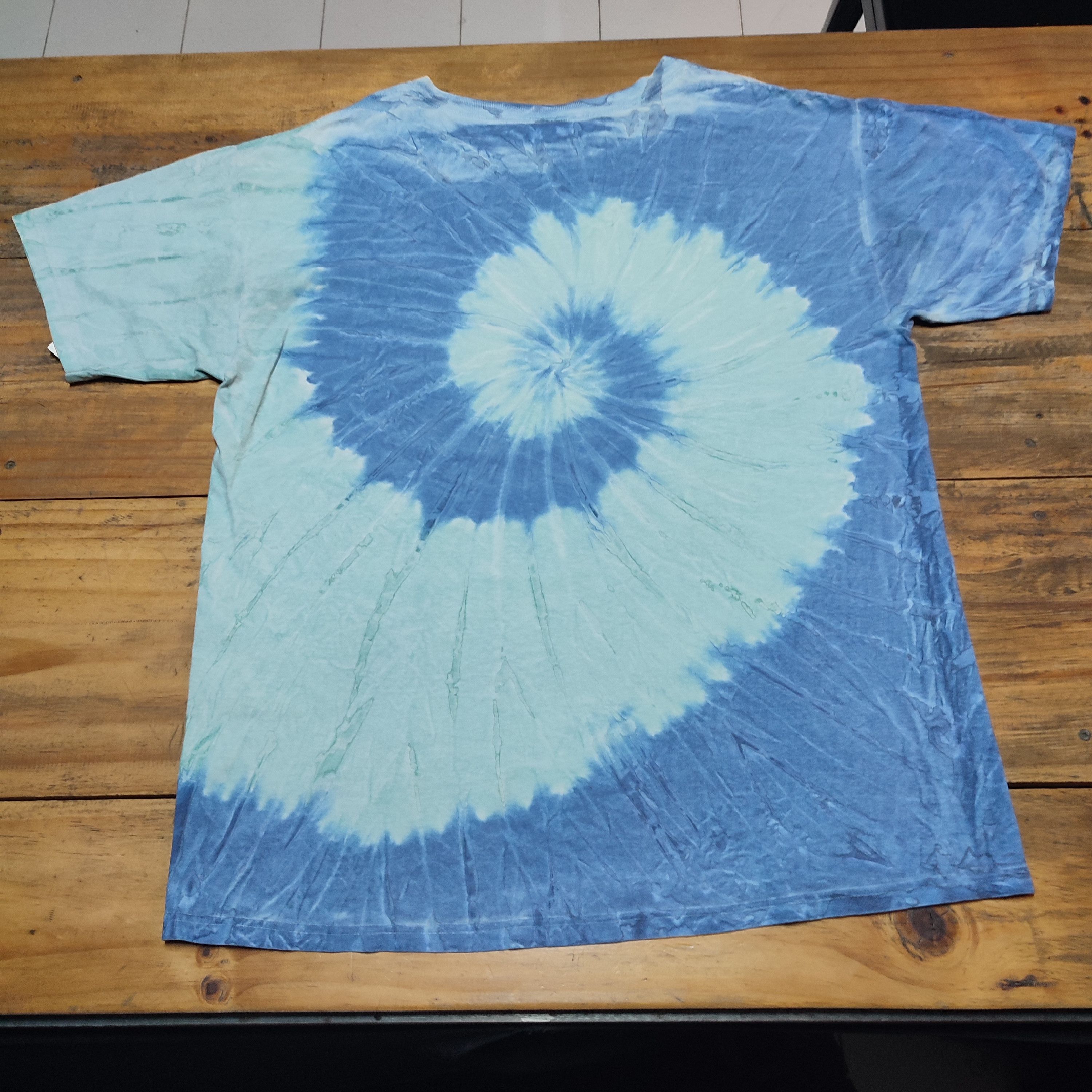 Band Tees × Grateful Dead × Vintage Vintage The Moody Blues T-shirt Size US XL / EU 56 / 4 - 4 Thumbnail