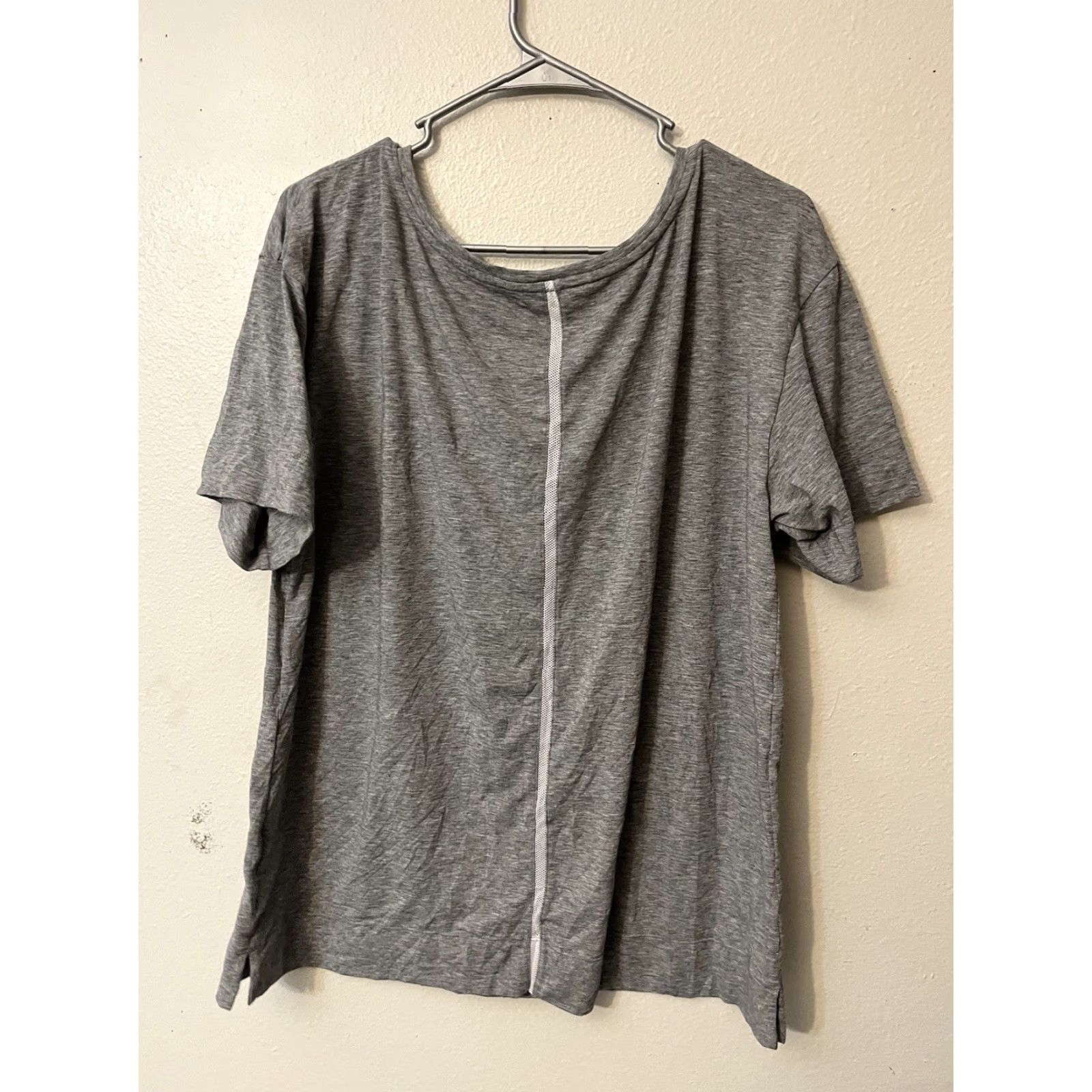Vintage GapFit T-Shirt Women L Gray Round Neck Short Sleeve Solid Breathe Size L / US 10 / IT 46 - 3 Thumbnail
