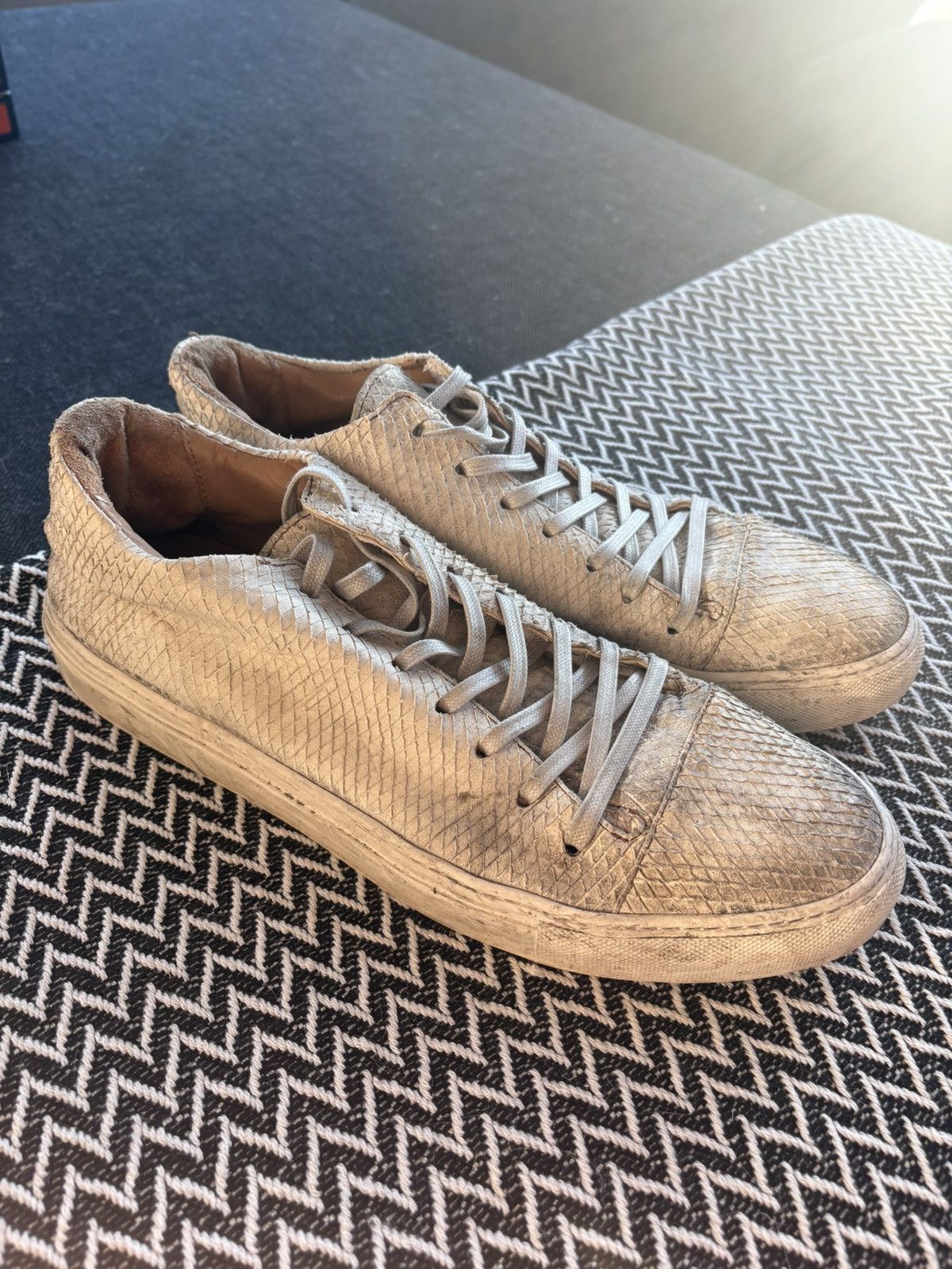 John Varvatos John Varvatos Reed Low Top Lazer Cut Snake Print Sneakers Size US 11 / EU 44 - 1 Thumbnail