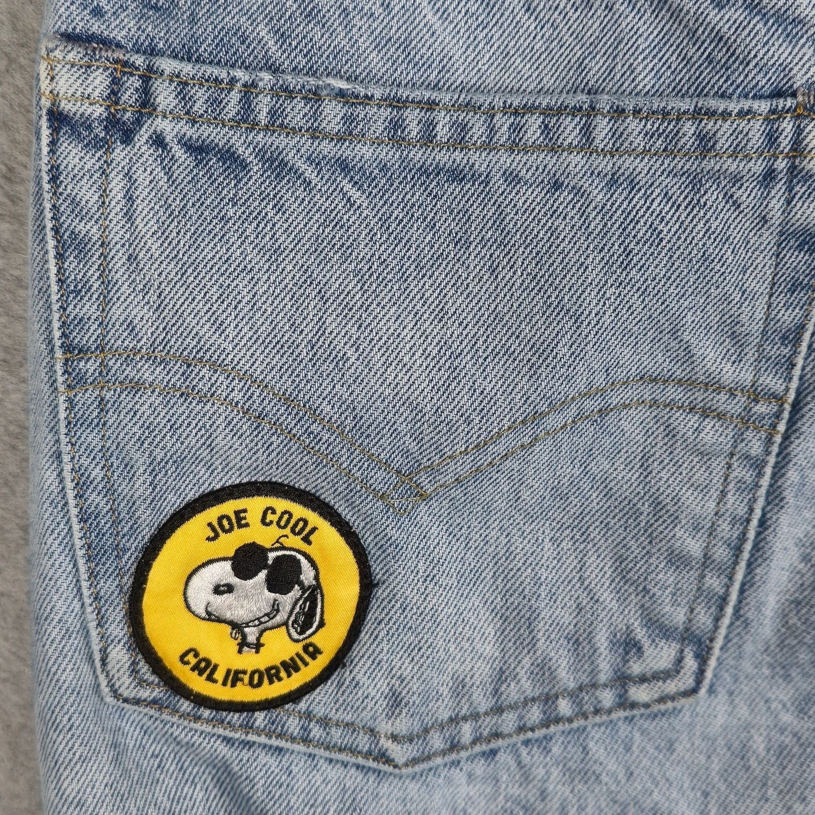 Levi's Levi's 501 Jeans 28x28 Button Fly Joe Cool Snoopy Patch Size US 28 / EU 44 - 11 Thumbnail