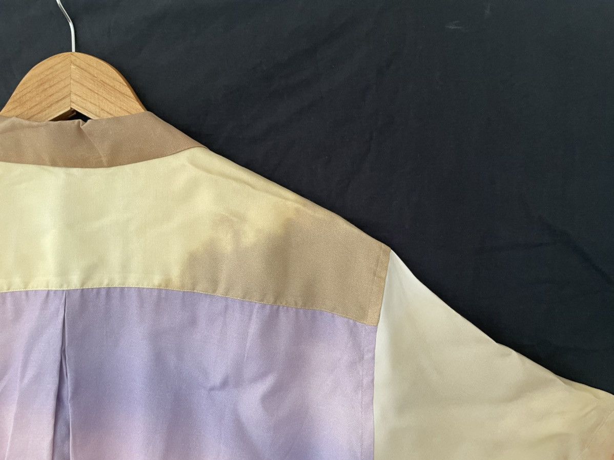 Gradient pleated short- sleeved shirt