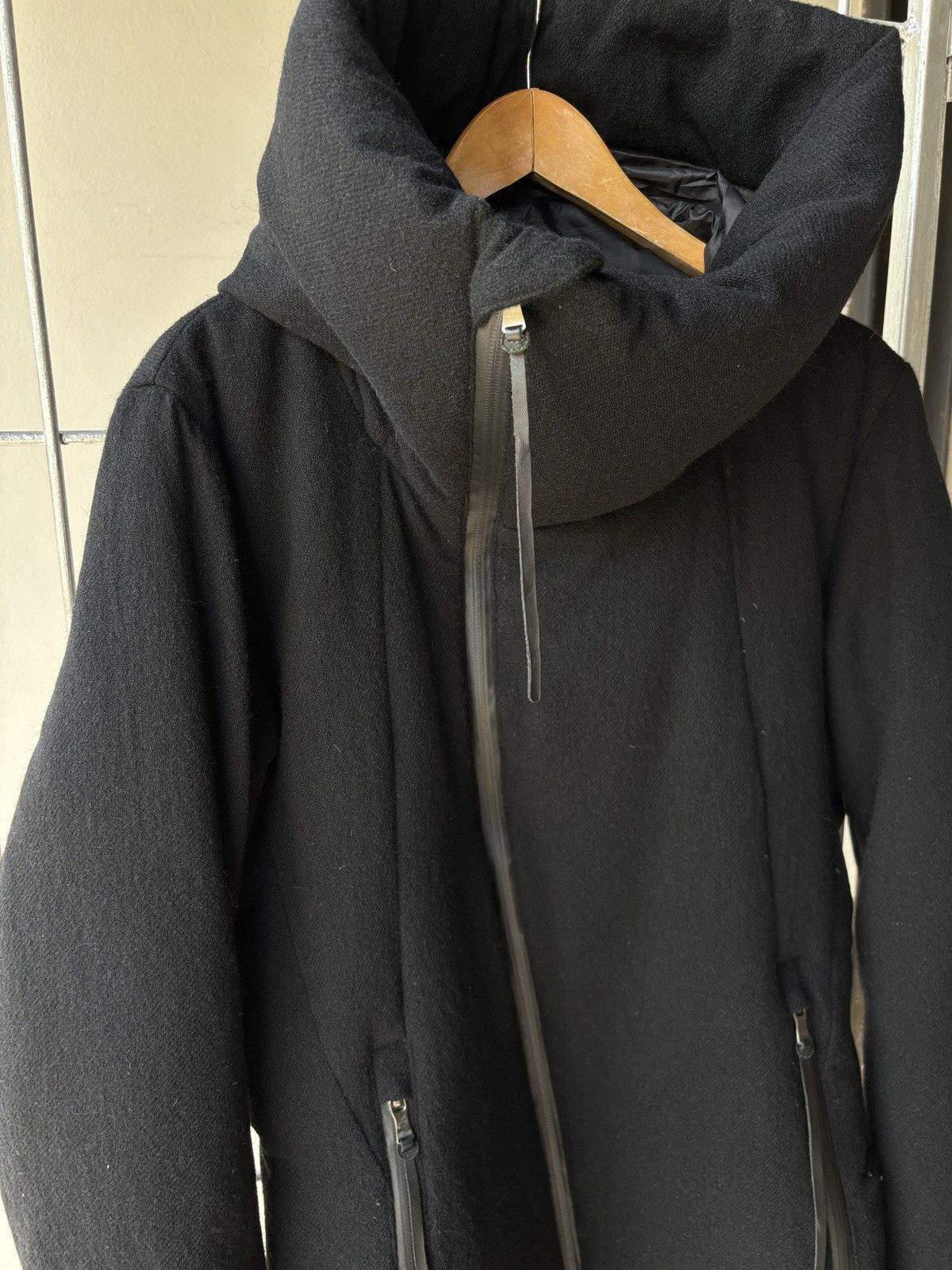 The Viridi-anne The Viridi-Anne Asymmetric Hoodie Shell Wool Down Jacket Size US M / EU 48-50 / 2 - 5 Thumbnail
