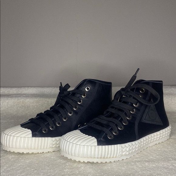 Jimmy Choo Jimmy Choo Black Leather High Top Sneakers (EUR 41 / US 8) Size US 8 / EU 41 - 1 Thumbnail