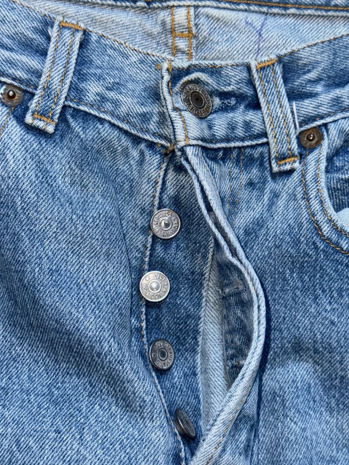 Levi's Vintage Clothing Levi’s 801 Vintage 1986 Jeans Made in France W30 L32 Size US 32 / EU 48 - 8 Thumbnail