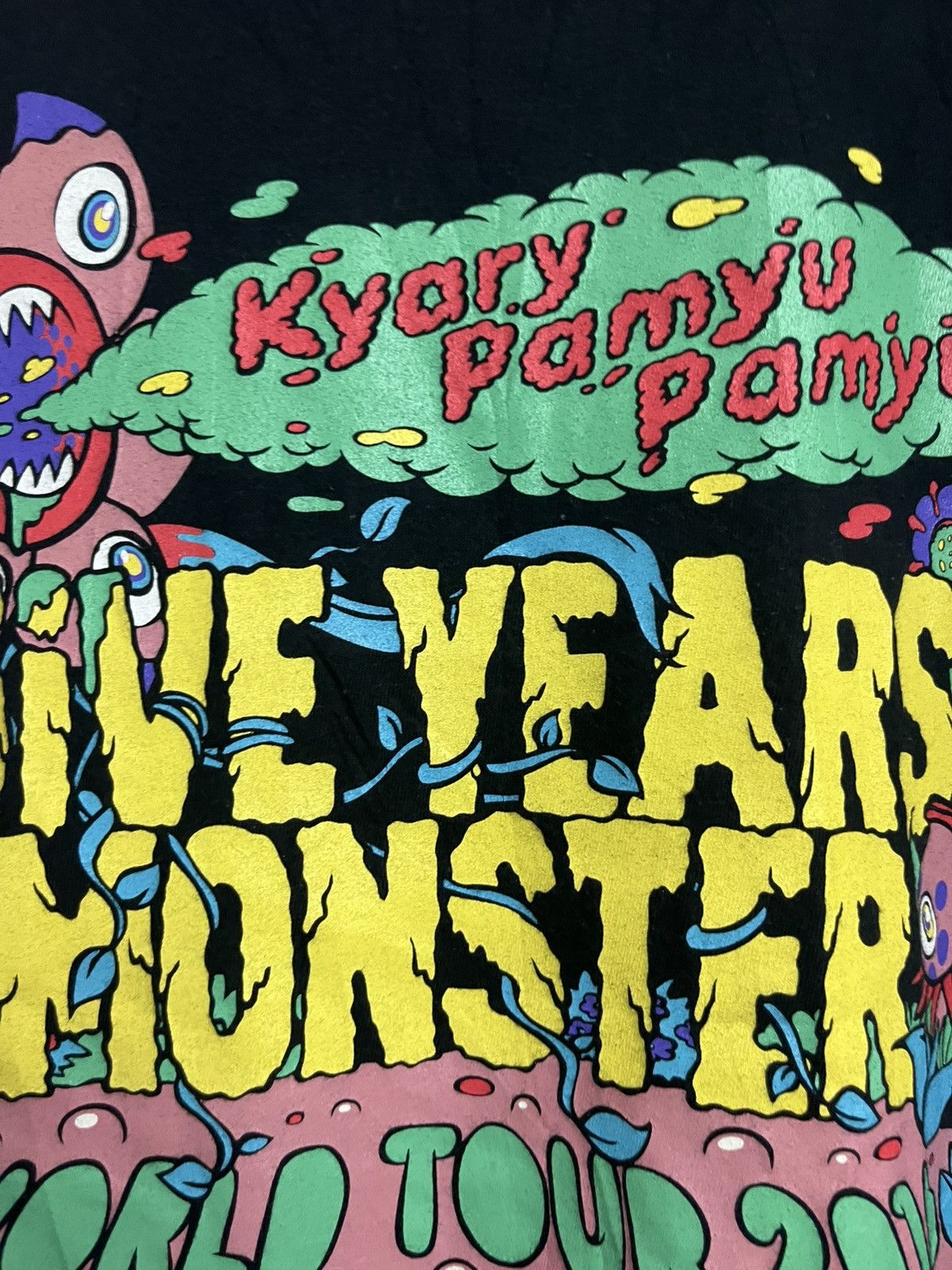 20471120 💥Offer Me💥Kyary Pamyu Pamyu Five Years Monster Tour Size US M / EU 48-50 / 2 - 5 Thumbnail