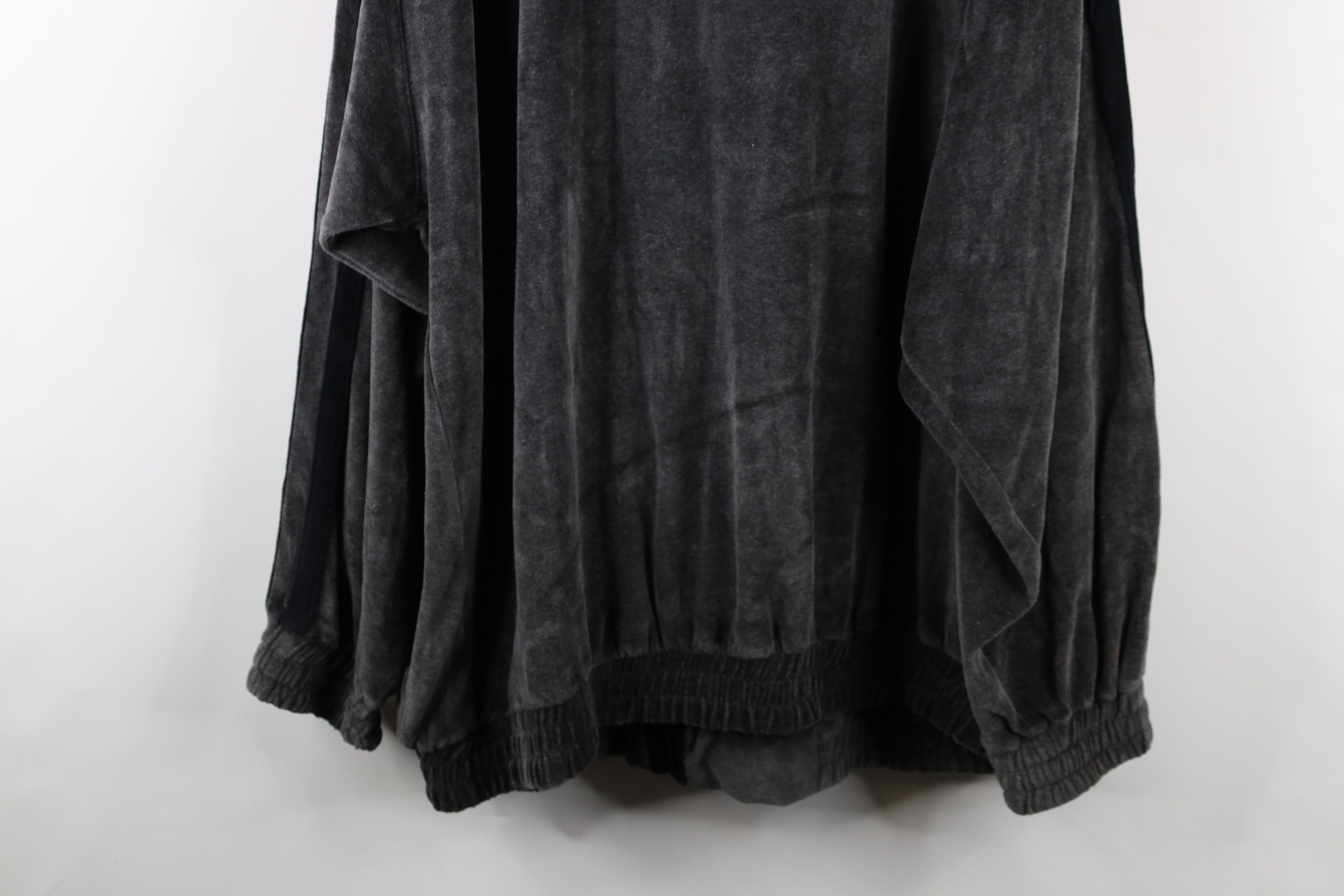 Fubu × Vintage Vintage 90s Y2K FUBU Script Baggy Fit Velour Jacket Gray Size US XXL / EU 58 / 5 - 13 Thumbnail