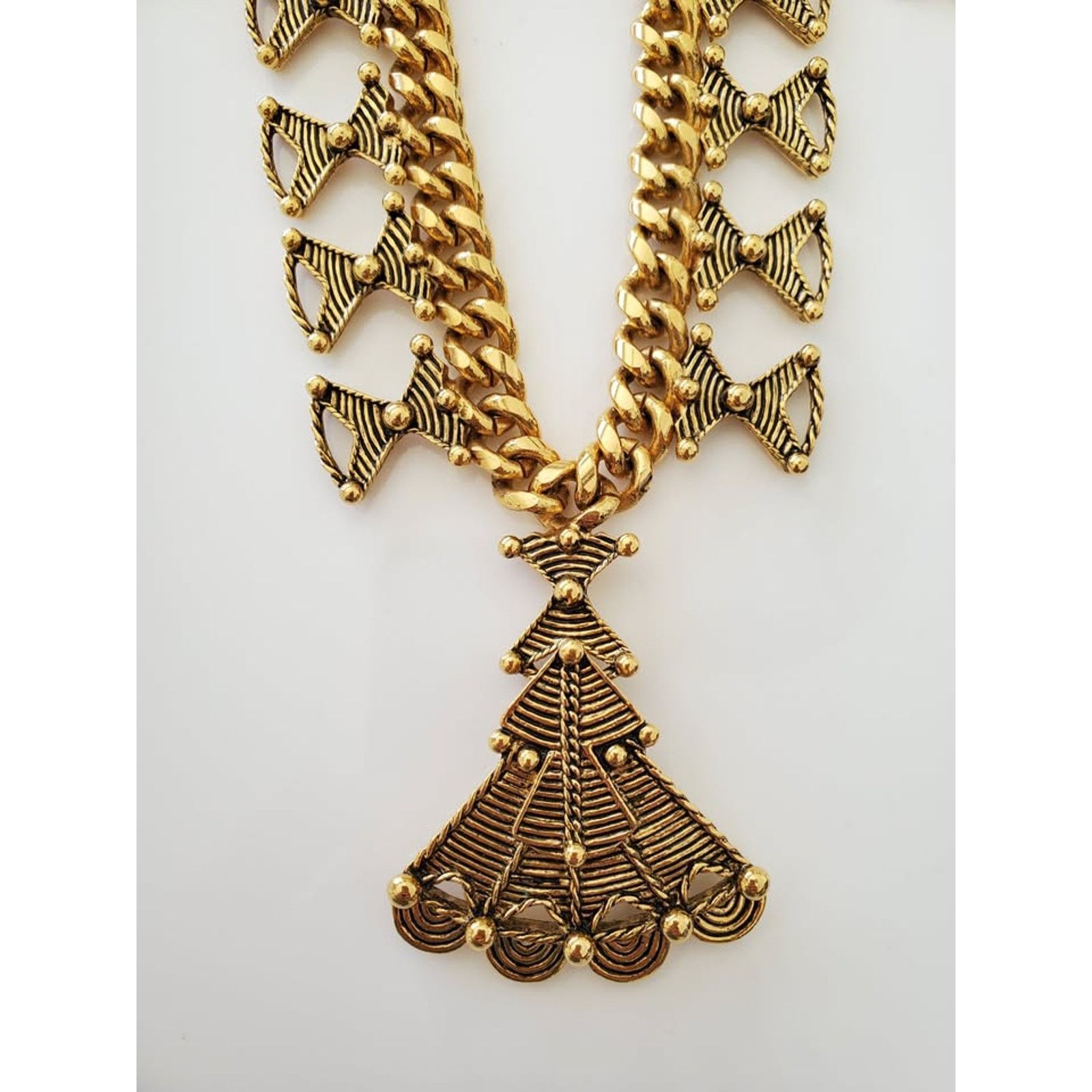 Unknown London BARRERA For Avon Vintage 1980's Gold Mayan Jewelry Set Size ONE SIZE - 2 Thumbnail