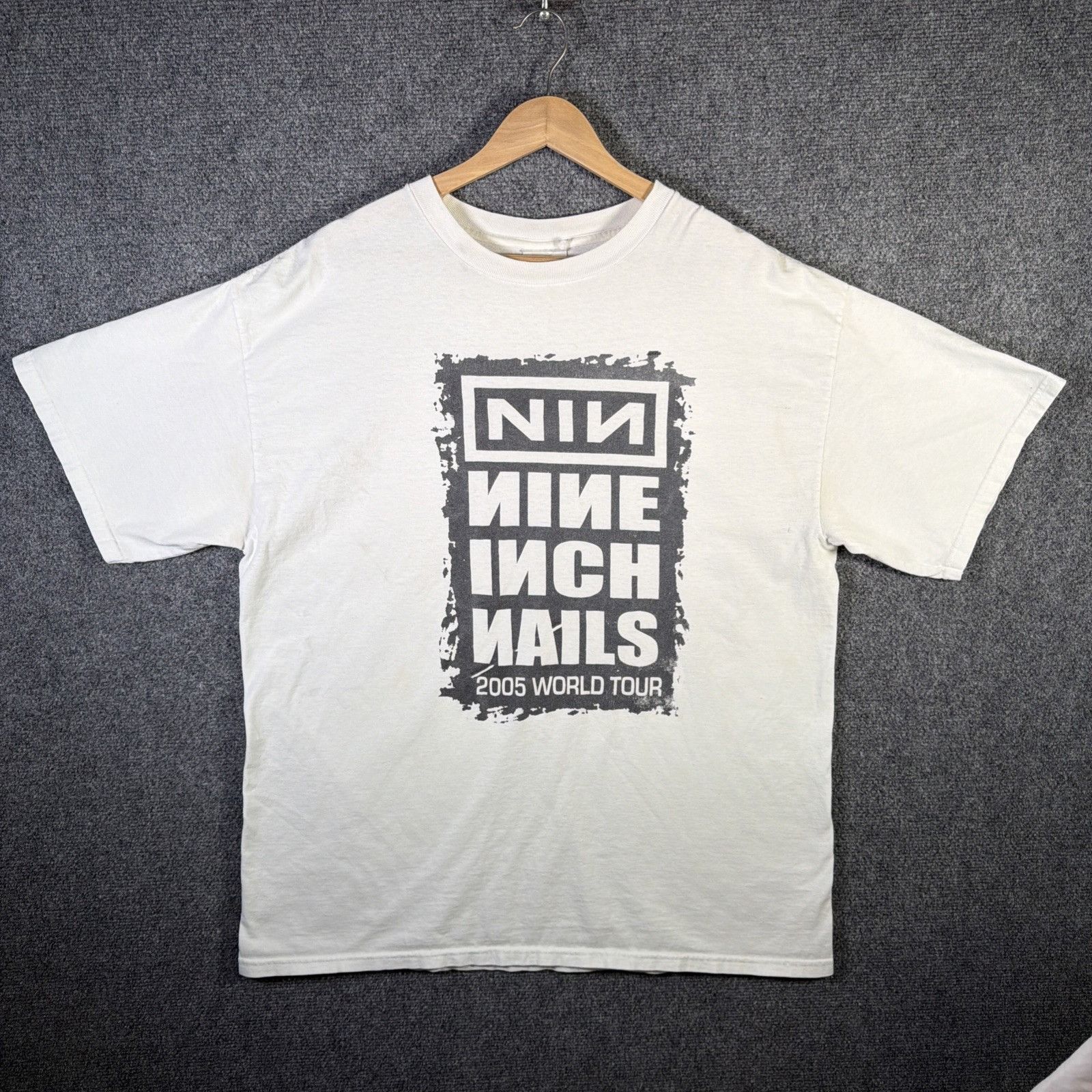 Band Tees Vintage Nine Inch Nails Shirt Mens XL Y2K 2005 World Tour Size US XL / EU 56 / 4 - 6 Thumbnail