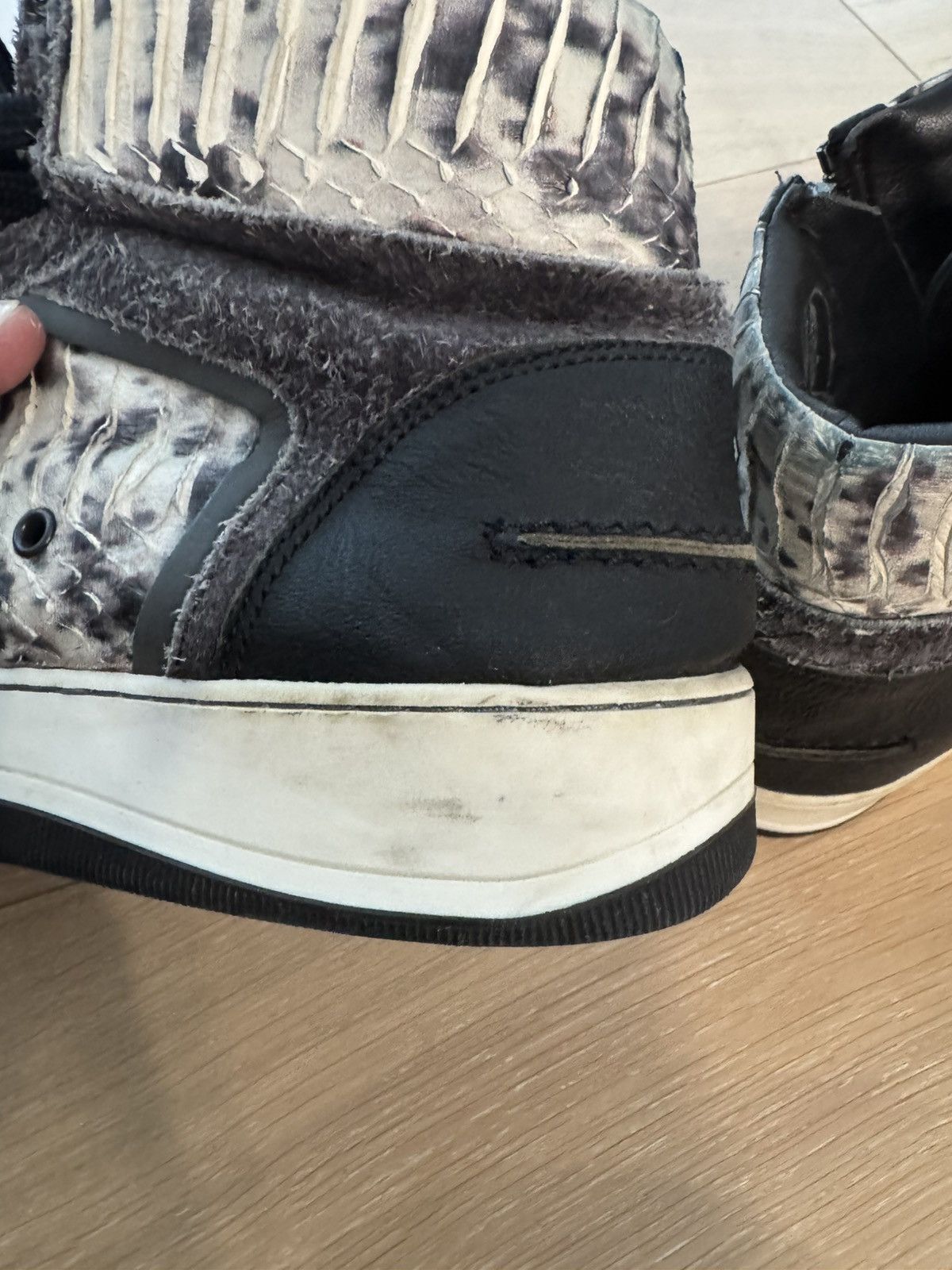 Lanvin Lanvin Men’s High top Sneakers Camo Sz 10 Snake Python Suede Size US 10 / EU 43 - 10 Thumbnail