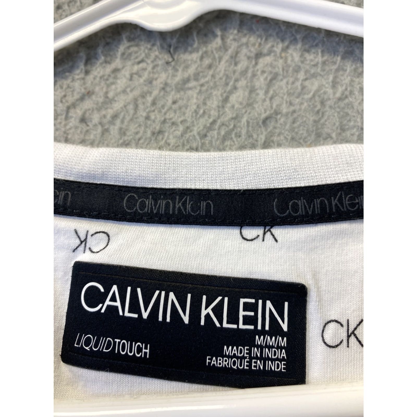 Calvin Klein Calvin Klein Shirt Mens M / Medium white black logo Short Sleeve /32-87 Regular Size Type T-Shirt Mens Size US M / EU 48-50 / 2 - 5 Thumbnail