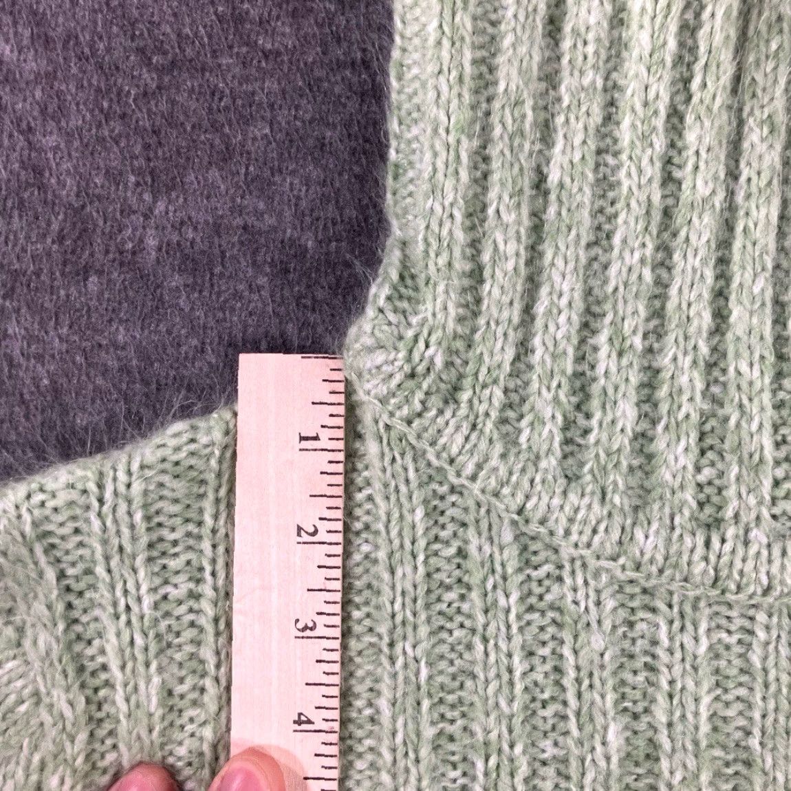 Vintage Fashion Bug Sweater Women's Large Turtleneck Ribbed Knit Cozy Green Classic Size L / US 10 / IT 46 - 4 Thumbnail