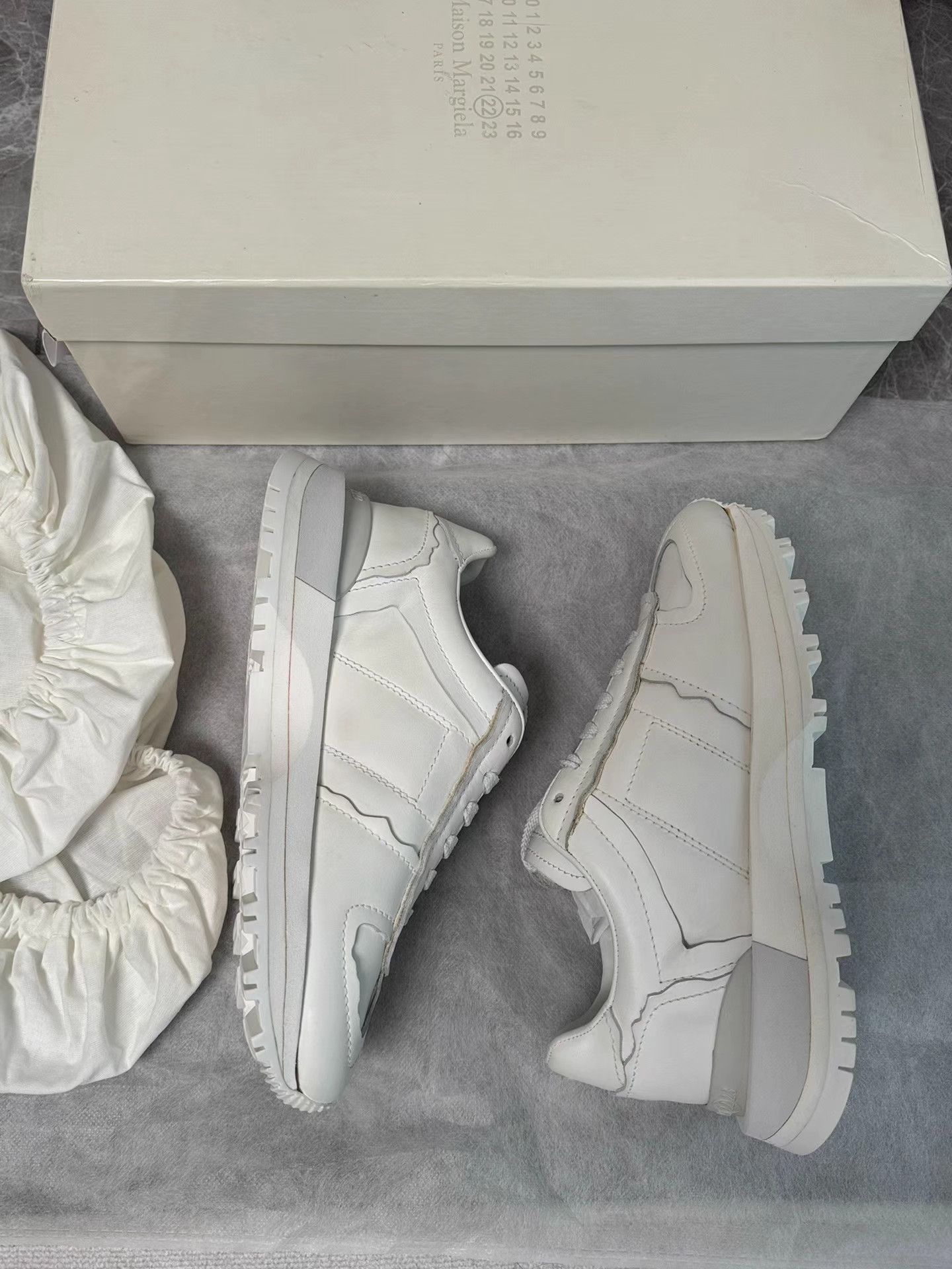 Maison Margiela Maison Margiela MM6 Runner Leather Sneakers K6 Size US 5 / IT 35 - 5 Thumbnail