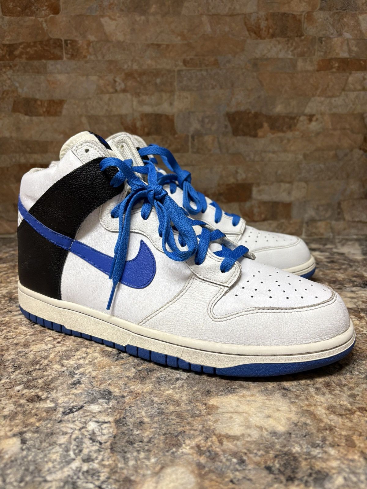Nike Nike Dunk High 2008 White/Varsity Royal Blue Size 11.5 Size US 11.5 / EU 44-45 - 1 Thumbnail