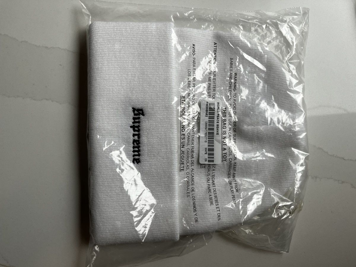 Supreme Supreme World Peace Beanie Size ONE SIZE - 2 Thumbnail