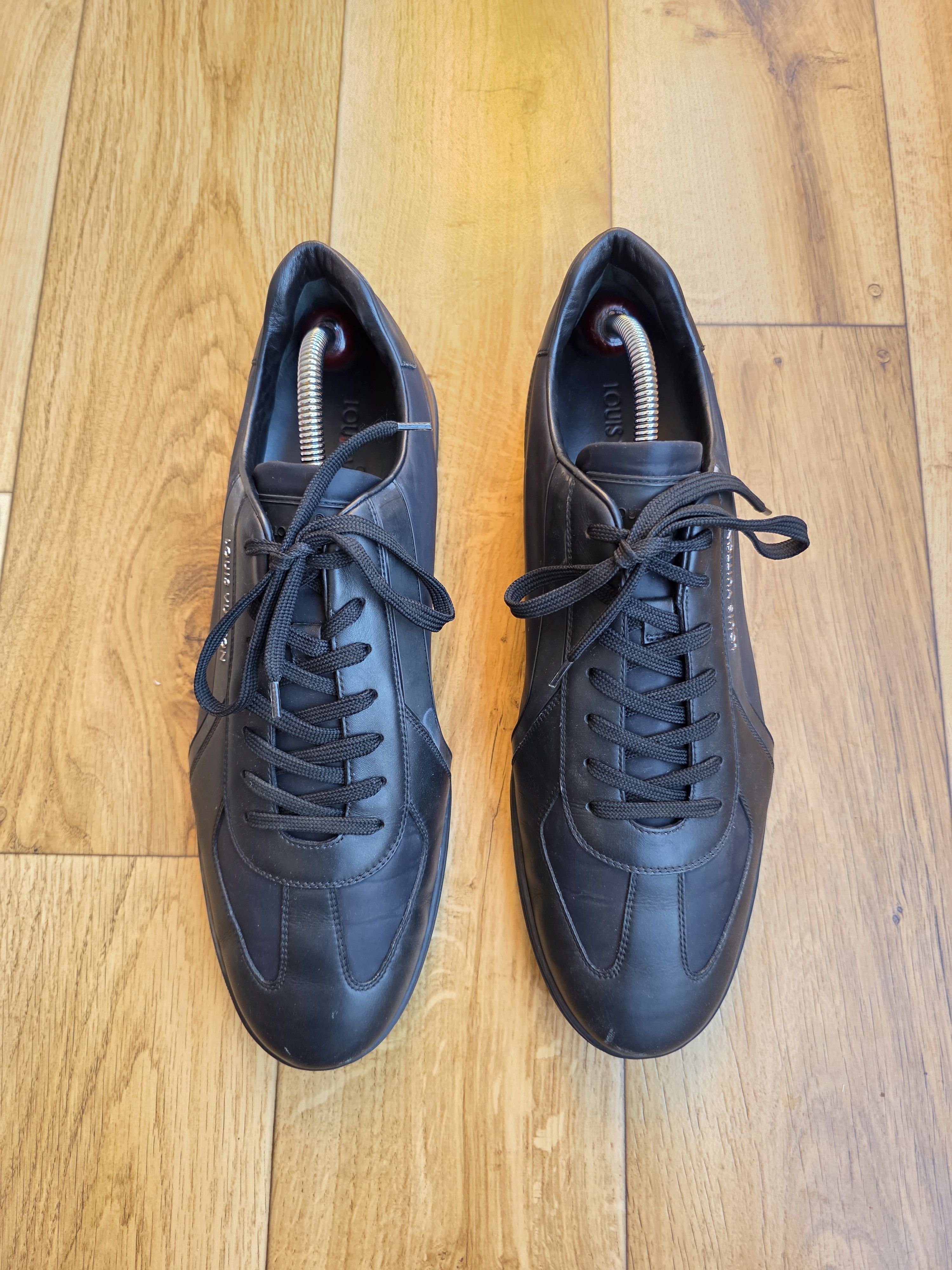 Louis Vuitton LOUIS VUITTON SNEAKERS Size US 11.5 / EU 44-45 - 1 Thumbnail