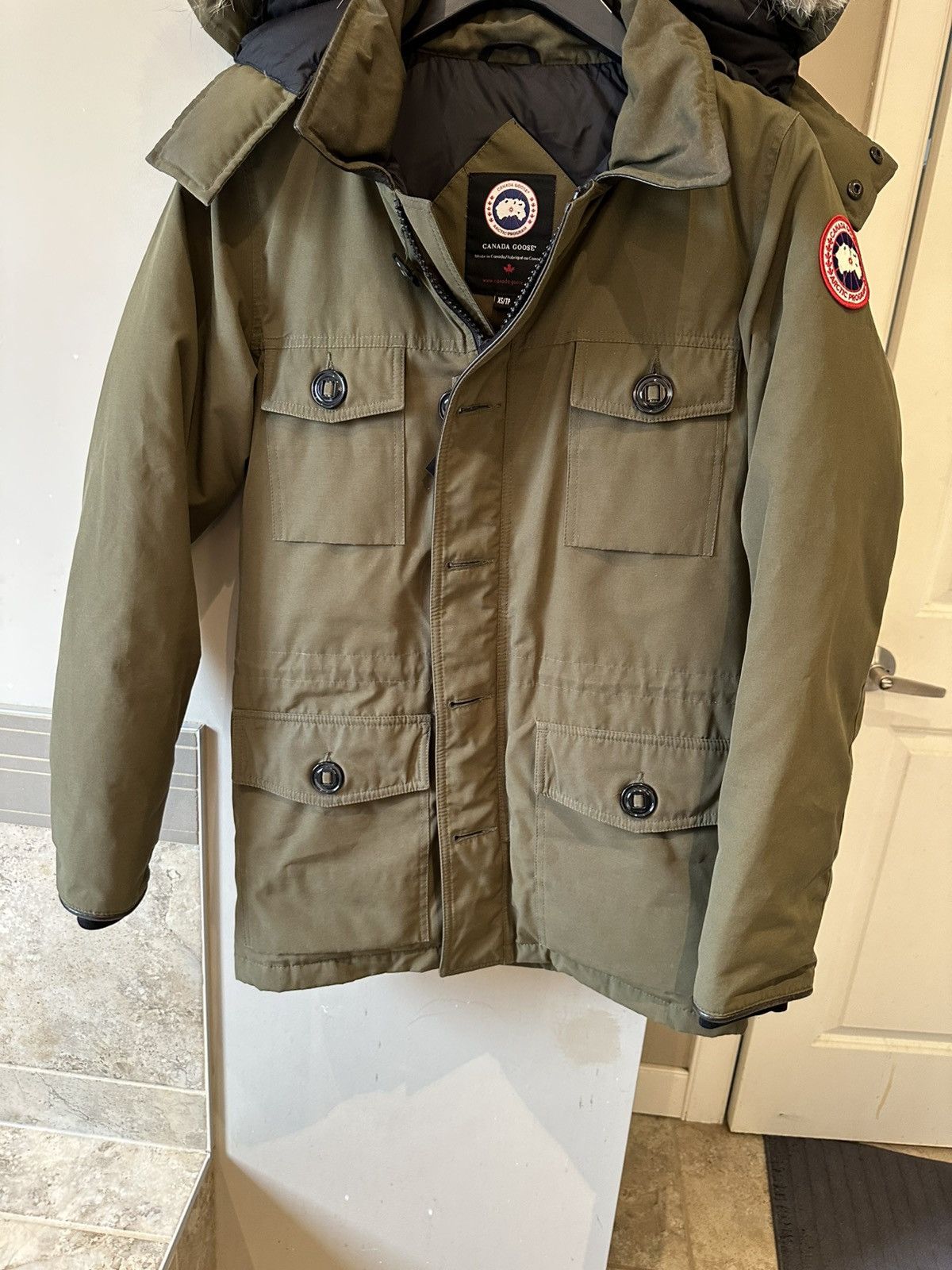 Canada Goose CANADA GOOSE Banff Parka Size US XS / EU 42 / 0 - 5 Thumbnail