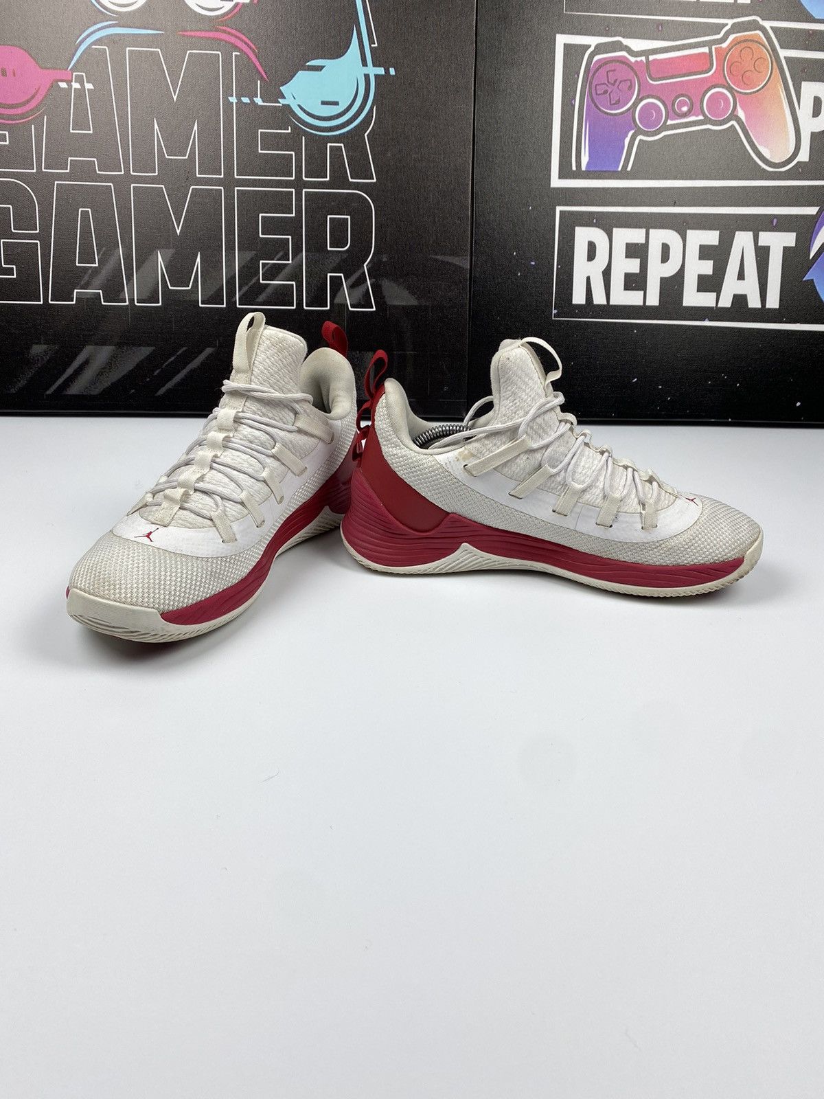 Nike Air Ultra Fly Low White Red Sneakers Basketball Sz 42