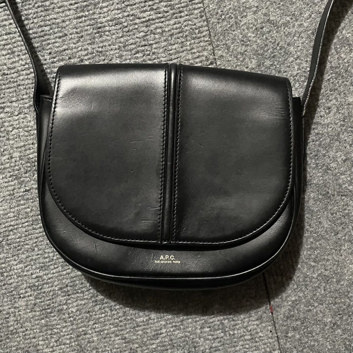 A.P.C. A.P.C bettys slingbag unisex leather Size ONE SIZE - 2 Thumbnail