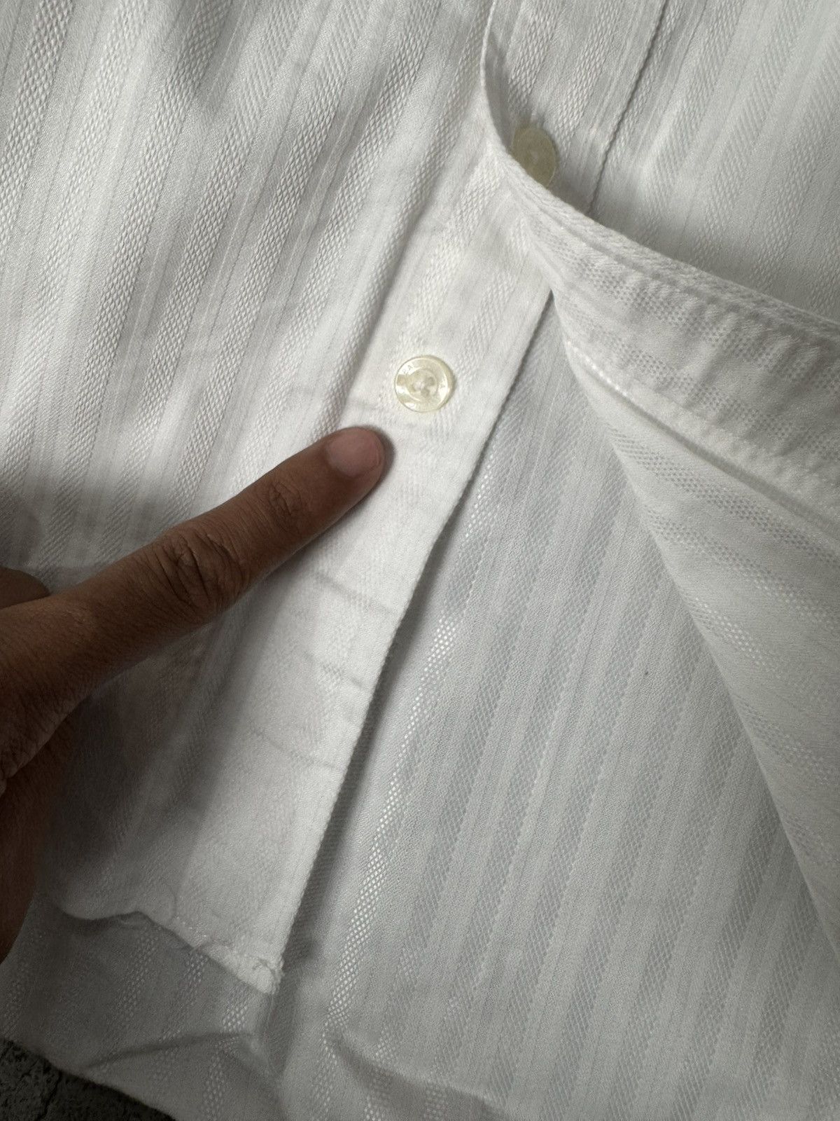 Balenciaga VINTAGE BALENCIAGA SIMPLE MOTIF IN COLAR LONGSLEEVE SHIRT Size US XL / EU 56 / 4 - 13 Thumbnail