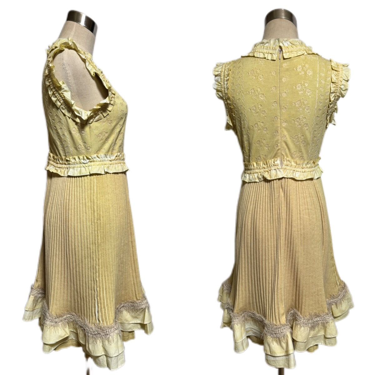 Chanel Authentic runway, Chanel COCO flower, frill, gradient dress, Size XS / US 0-2 / IT 36-38 - 20 Thumbnail