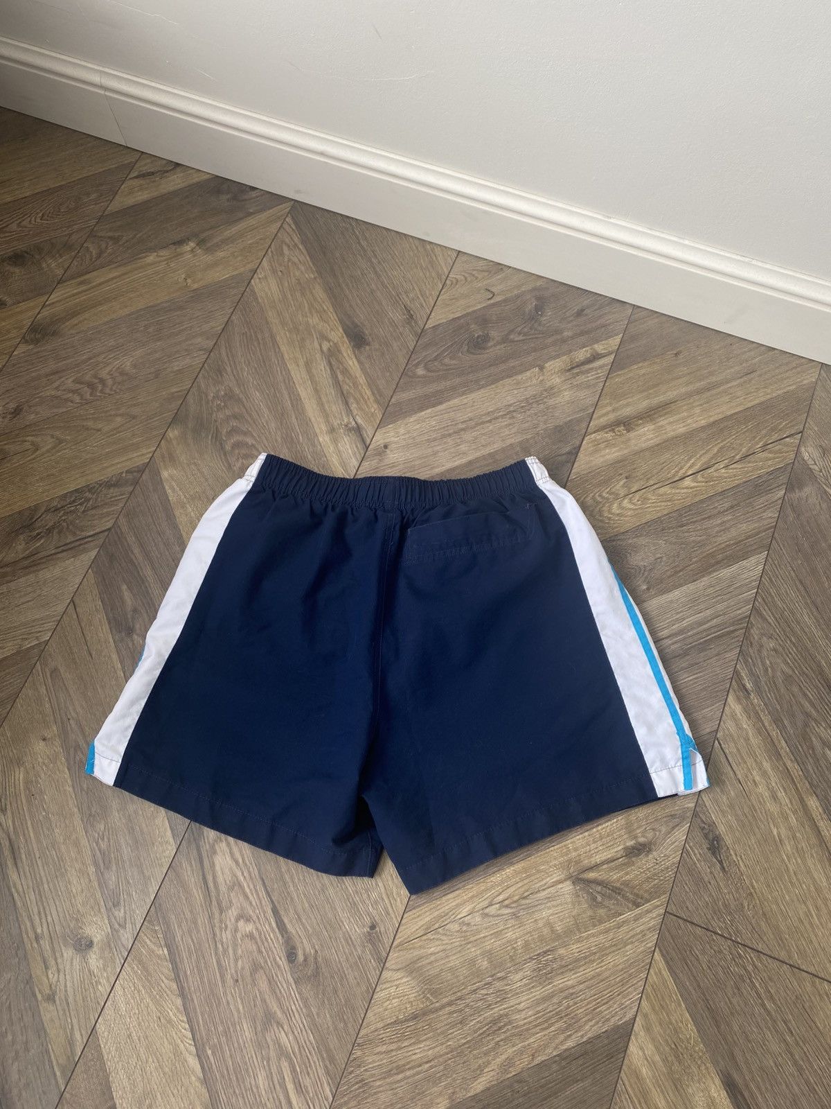 Nike Vintage Nike 90s shorts Size US 33 - 8 Thumbnail