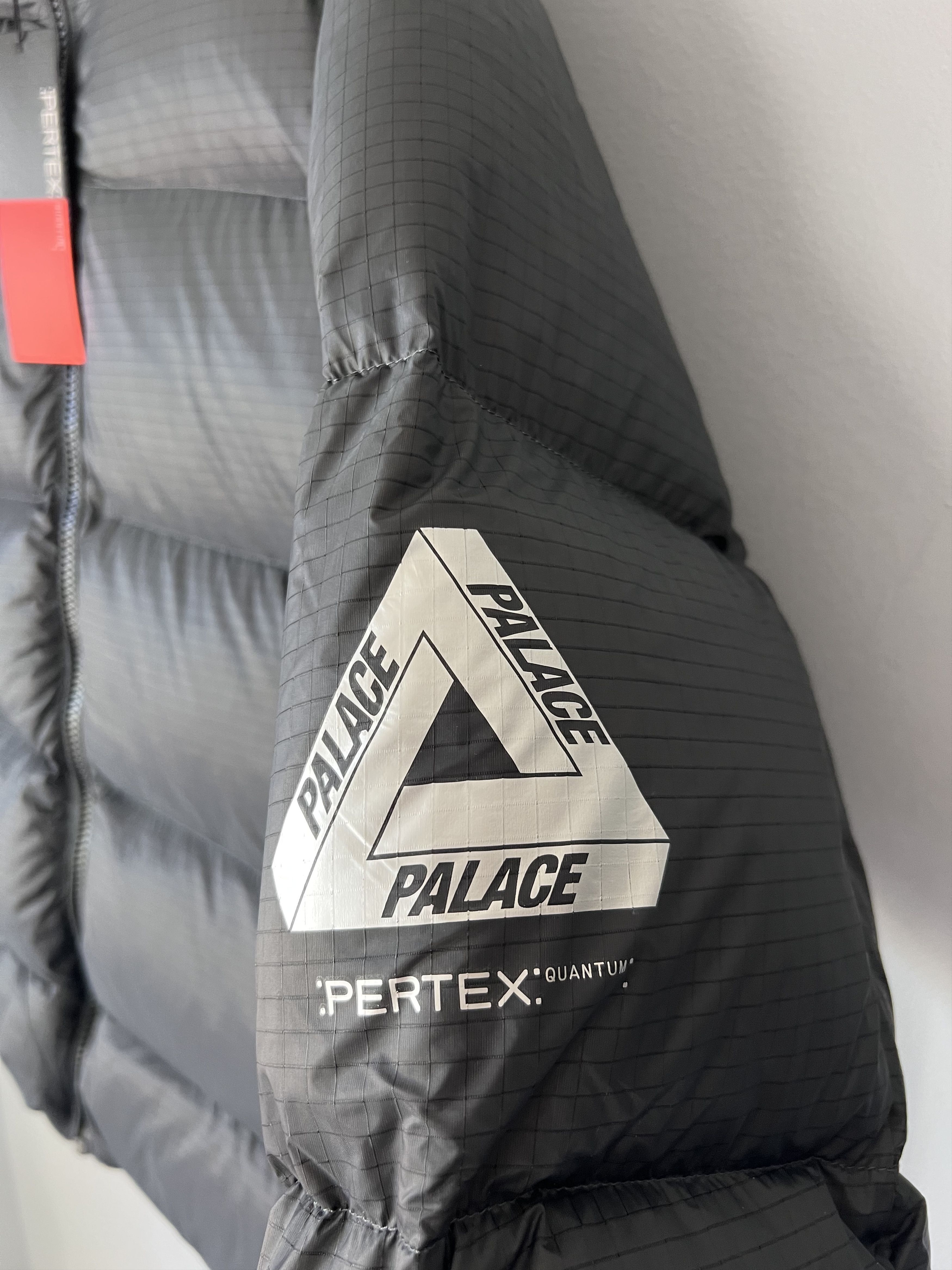 Palace Palace Skateboards Pertex Quantum Balaclava Puffa in Black Size US L / EU 52-54 / 3 - 4 Thumbnail
