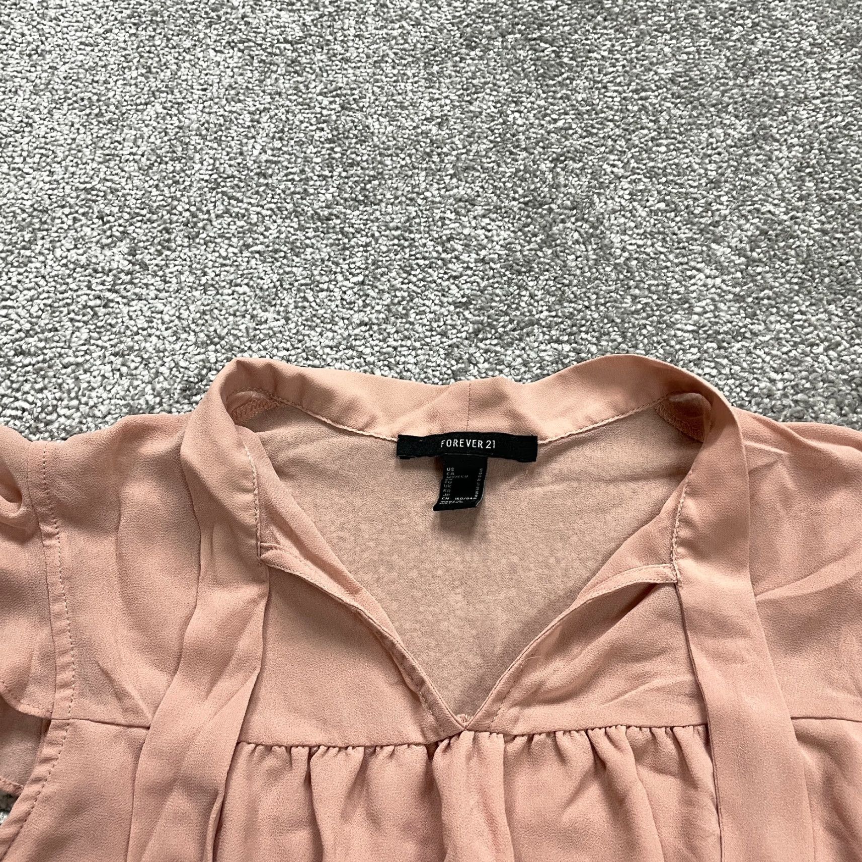 Forever 21 FOREVER 21 Blouse Shirt Womens Small Pink Cropped Straps Lightweight Top Size S / US 4 / IT 40 - 2 Thumbnail