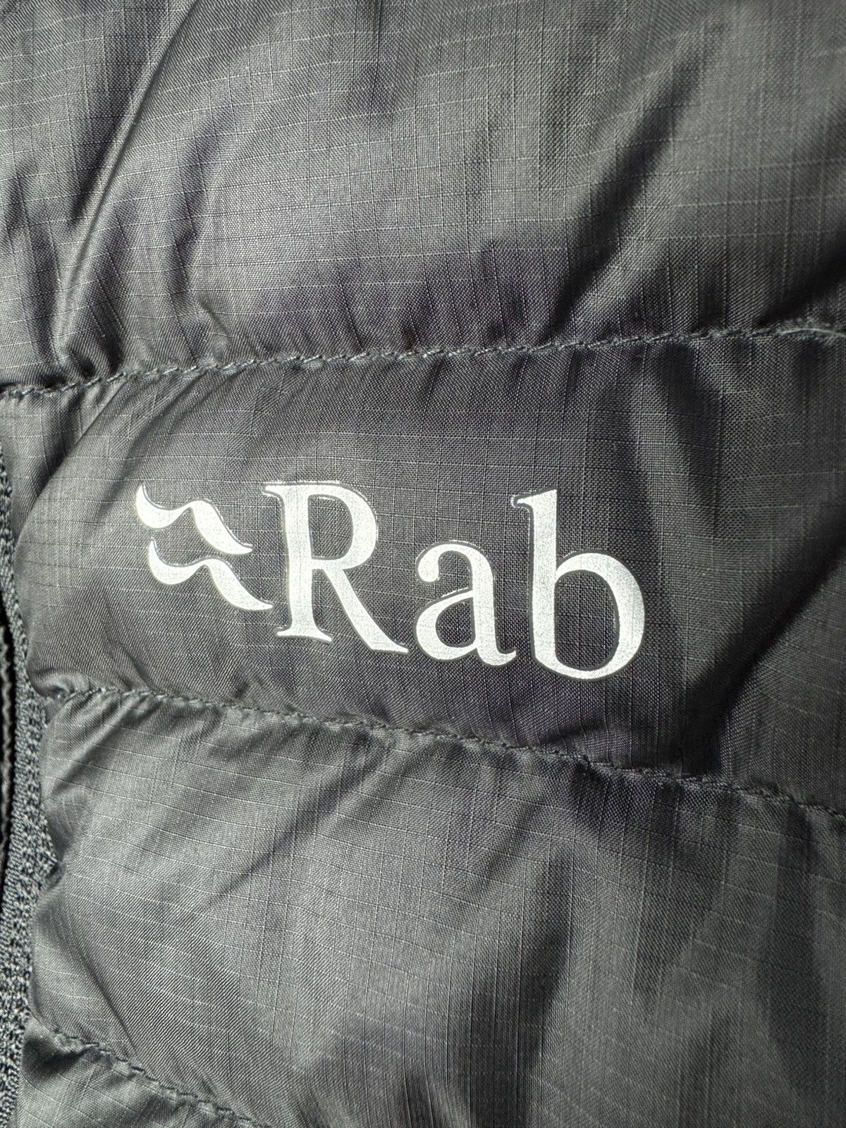Rab RAB Pertex Microlight Puffer Vest size UK12 Size M / US 6-8 / IT 42-44 - 5 Thumbnail