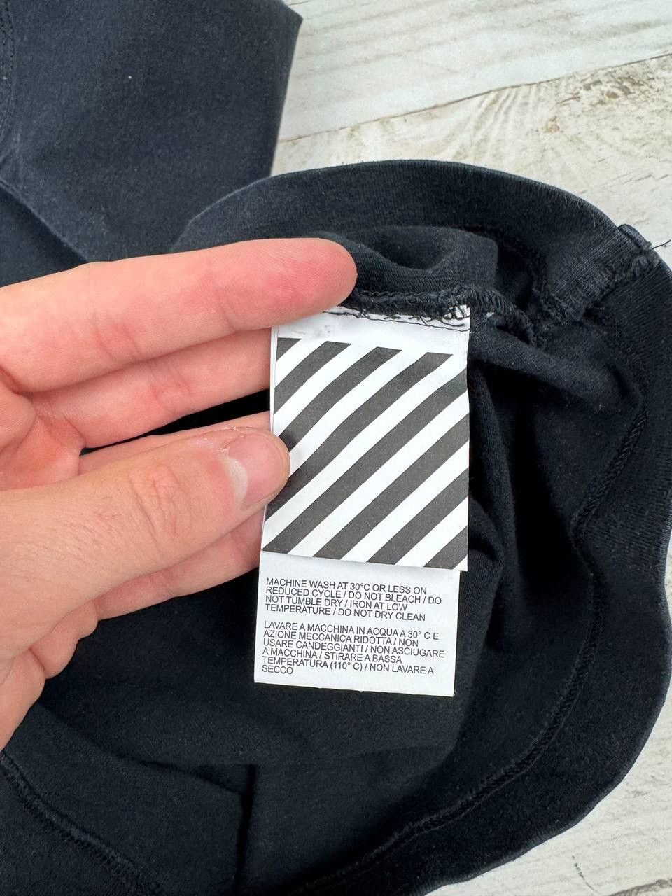 Off-White Off-White Industrial Arrows T-Shirt Size US M / EU 48-50 / 2 - 9 Thumbnail